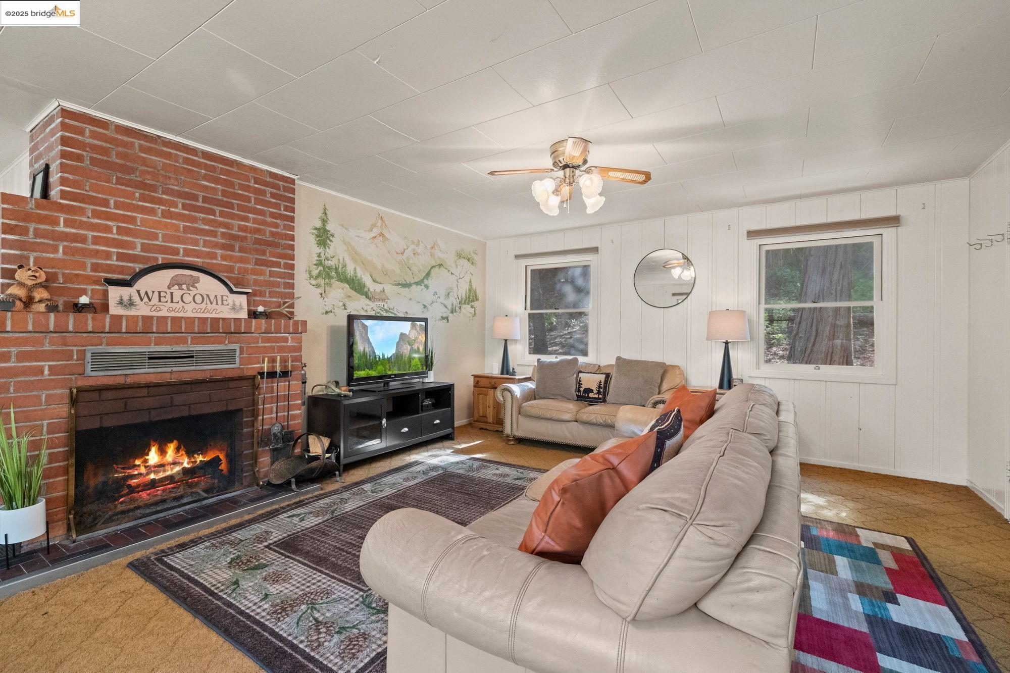 Detail Gallery Image 10 of 52 For 21705 Cedar Springs Rd, Twain Harte,  CA 95383 - 2 Beds | 2 Baths