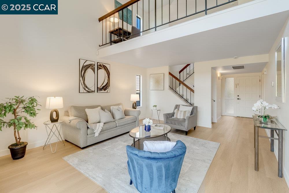 Detail Gallery Image 12 of 45 For 639 Augusta Drive, Moraga,  CA 94556 - 2 Beds | 2/1 Baths