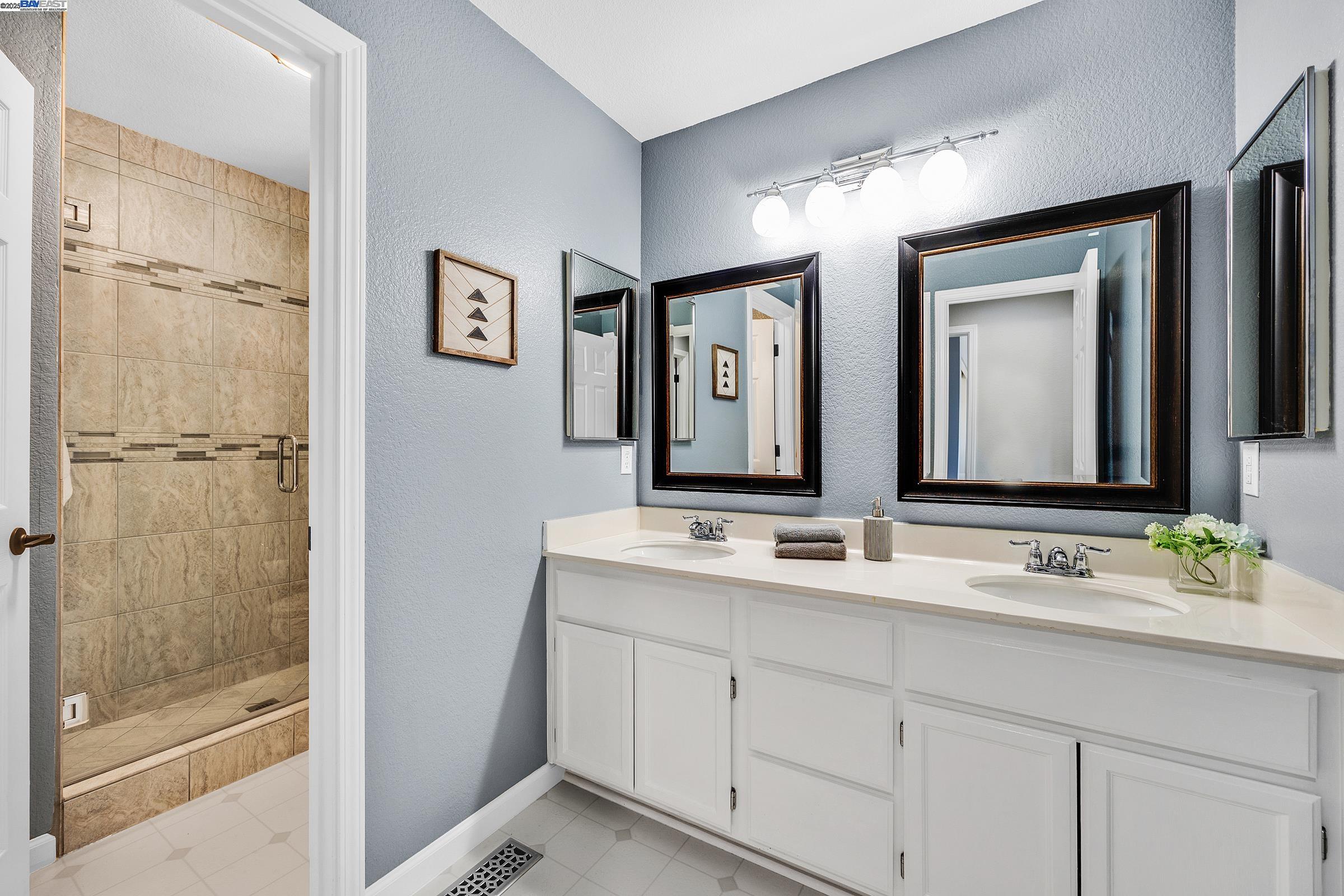 Detail Gallery Image 29 of 46 For 5749 Cherry Way, Livermore,  CA 94551 - 4 Beds | 3 Baths