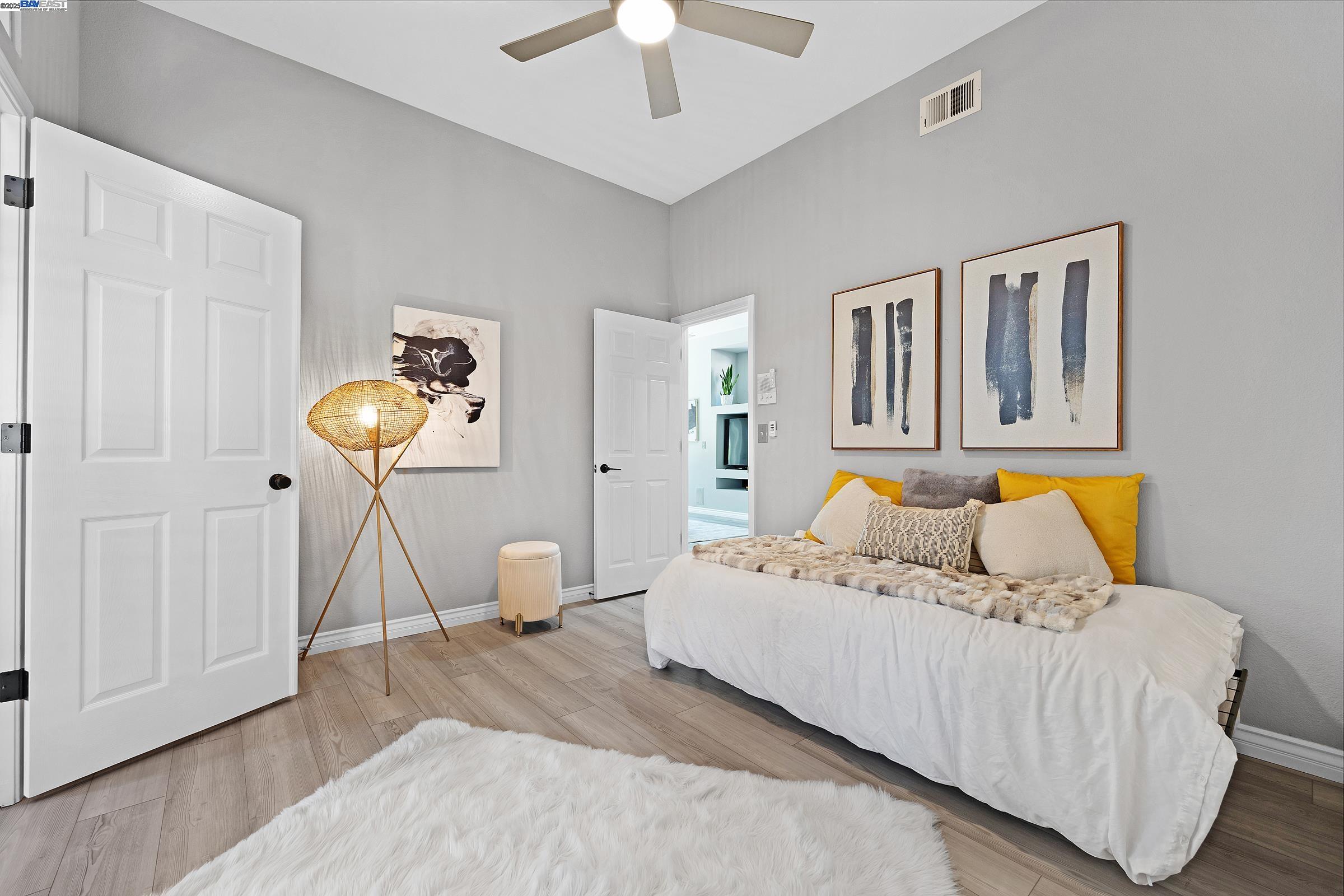 Detail Gallery Image 10 of 46 For 5749 Cherry Way, Livermore,  CA 94551 - 4 Beds | 3 Baths
