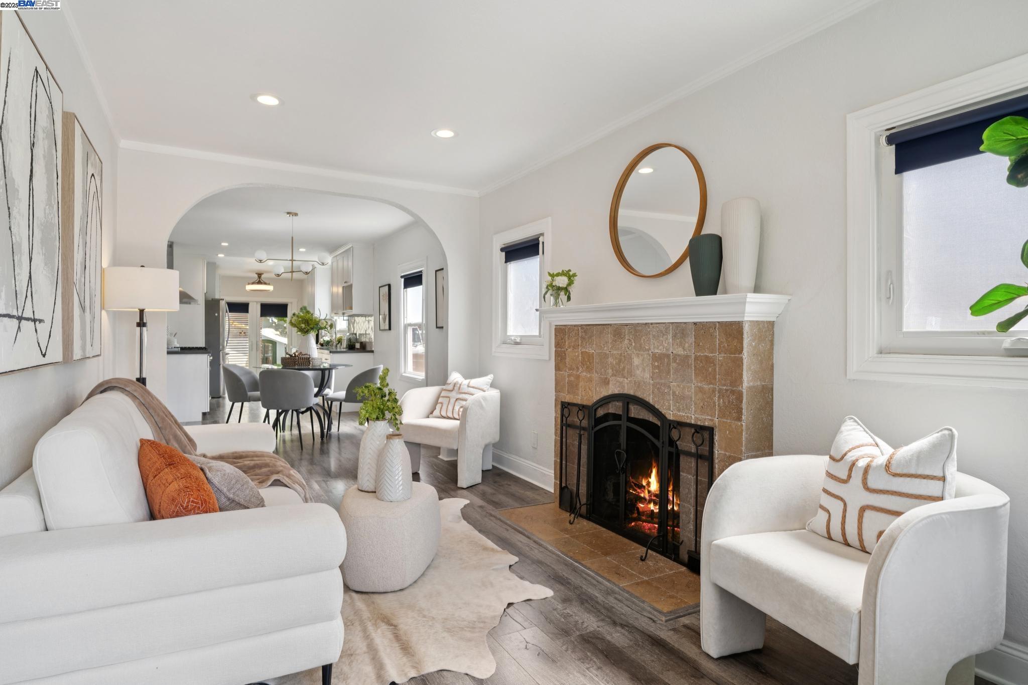 Detail Gallery Image 3 of 57 For 9340 Thermal St, Oakland,  CA 94605 - 3 Beds | 3 Baths