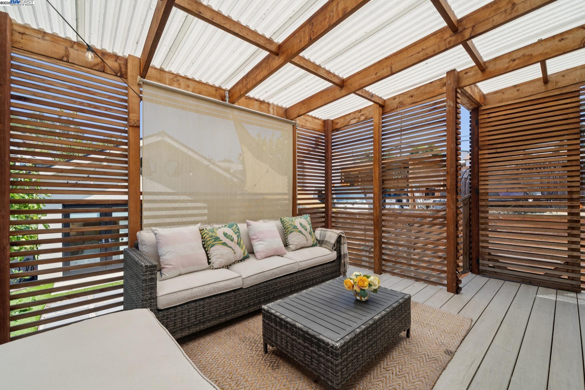 Detail Gallery Image 31 of 57 For 9340 Thermal St, Oakland,  CA 94605 - 3 Beds | 3 Baths