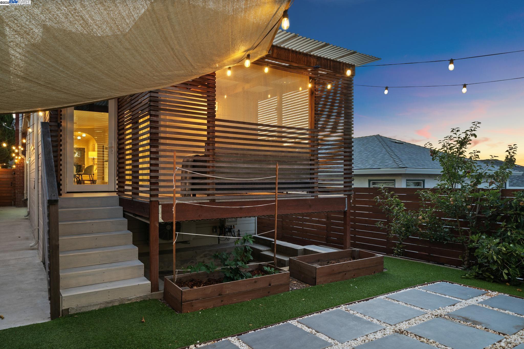 Detail Gallery Image 33 of 57 For 9340 Thermal St, Oakland,  CA 94605 - 3 Beds | 3 Baths