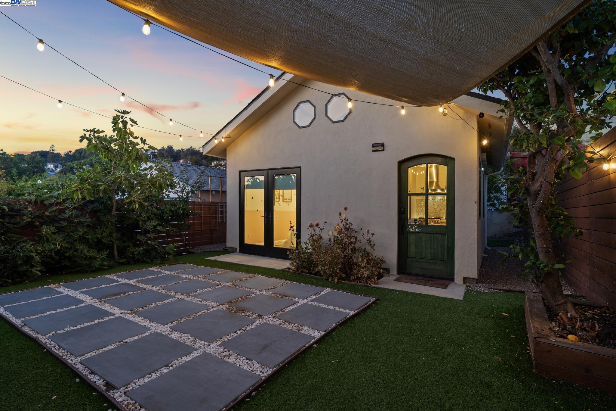 Detail Gallery Image 35 of 57 For 9340 Thermal St, Oakland,  CA 94605 - 3 Beds | 3 Baths