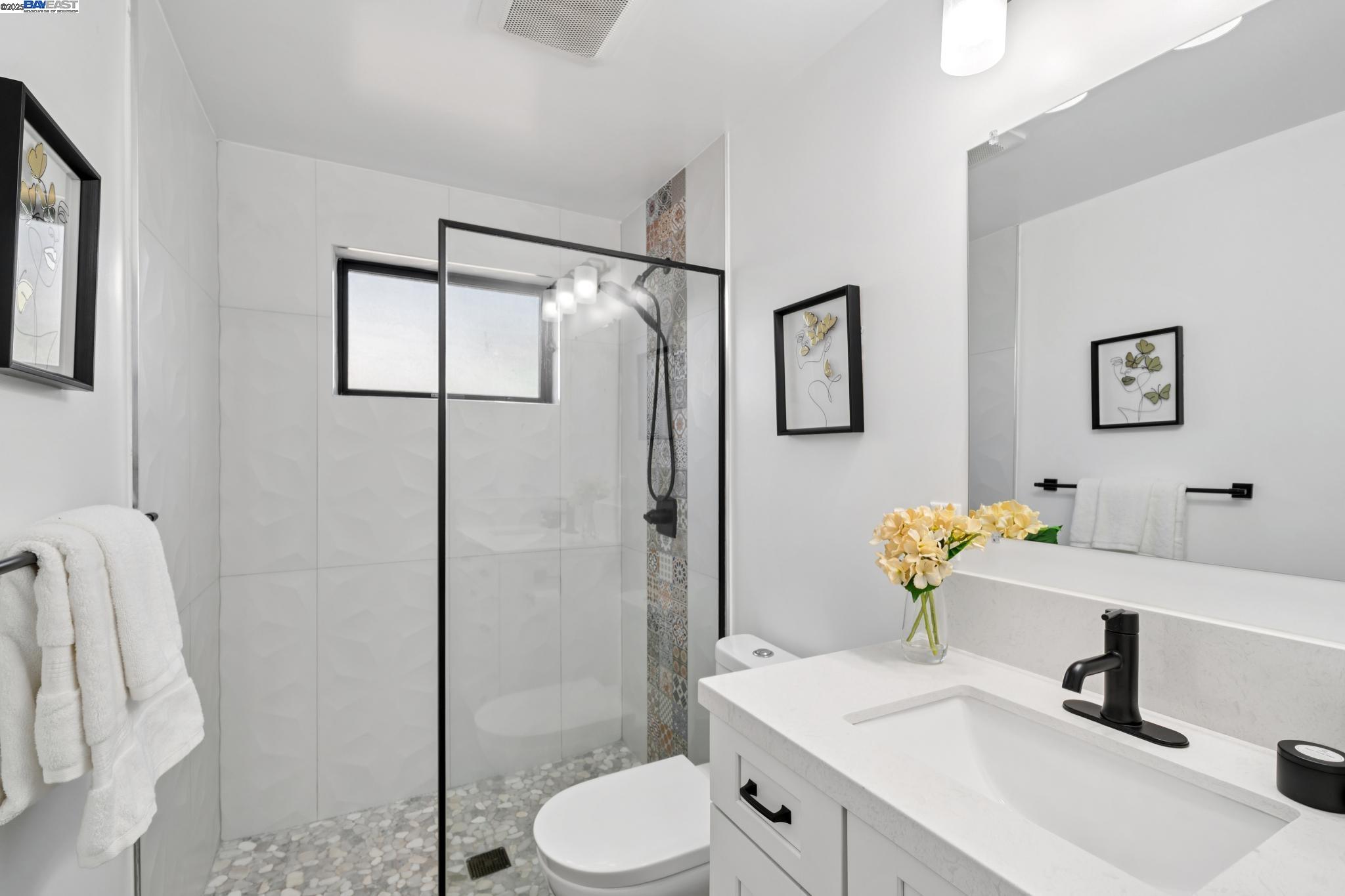 Detail Gallery Image 40 of 57 For 9340 Thermal St, Oakland,  CA 94605 - 3 Beds | 3 Baths