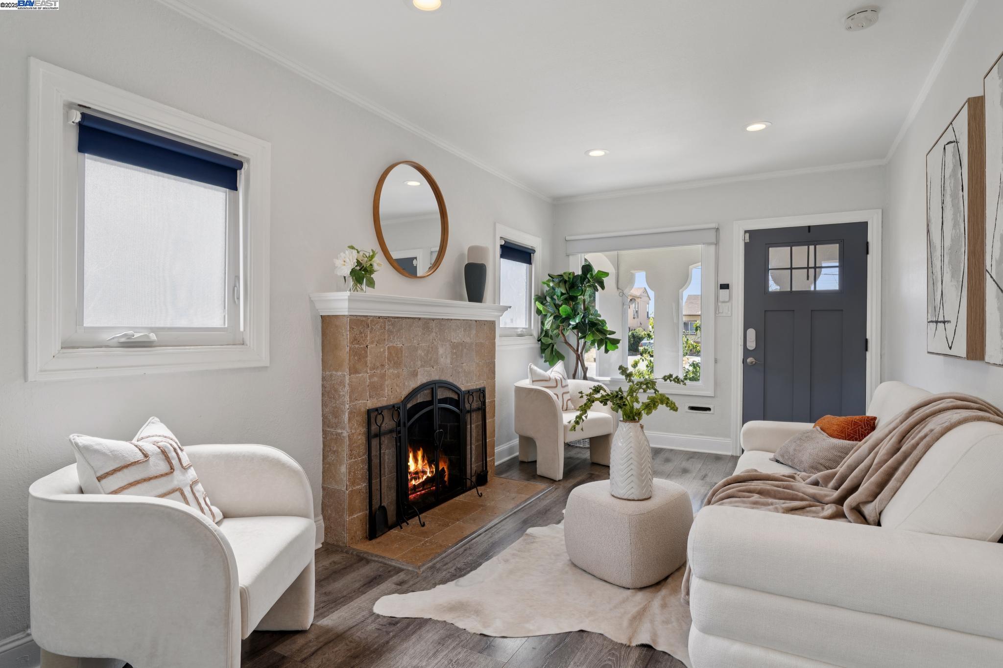 Detail Gallery Image 5 of 57 For 9340 Thermal St, Oakland,  CA 94605 - 3 Beds | 3 Baths
