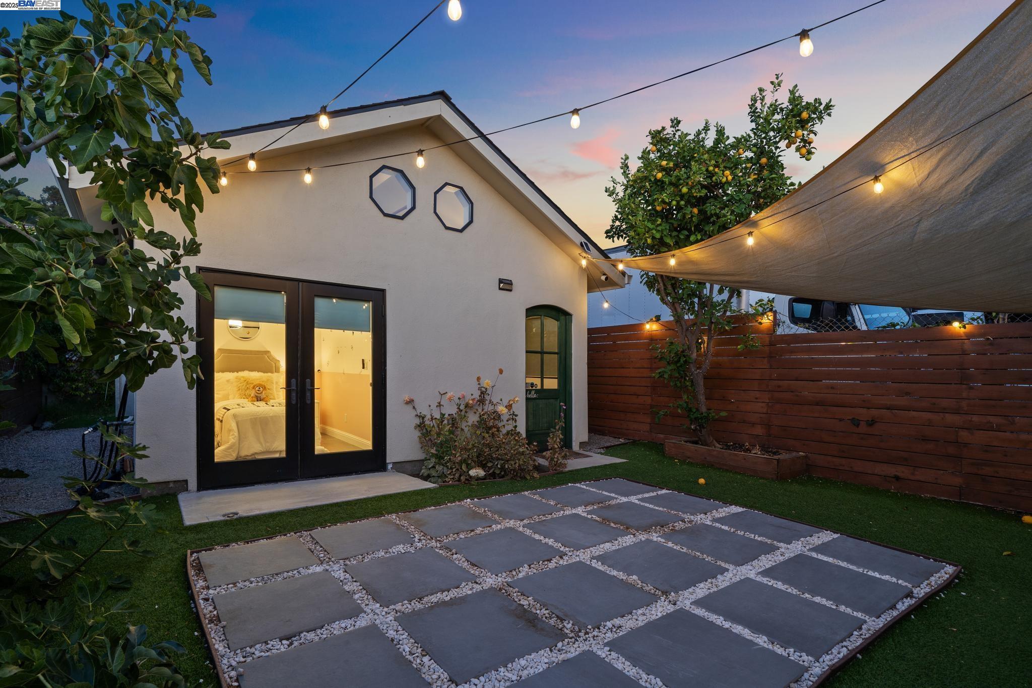 Detail Gallery Image 45 of 57 For 9340 Thermal St, Oakland,  CA 94605 - 3 Beds | 3 Baths