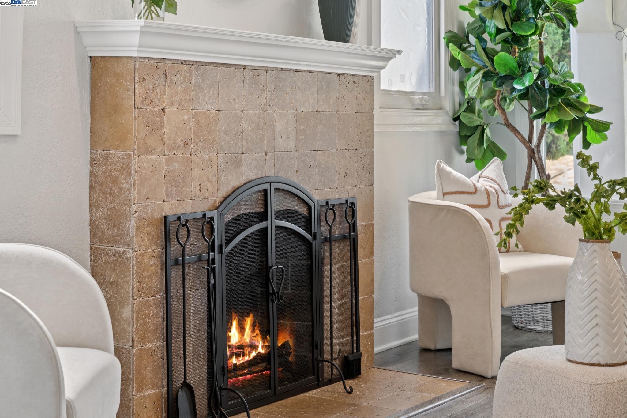 Detail Gallery Image 7 of 57 For 9340 Thermal St, Oakland,  CA 94605 - 3 Beds | 3 Baths