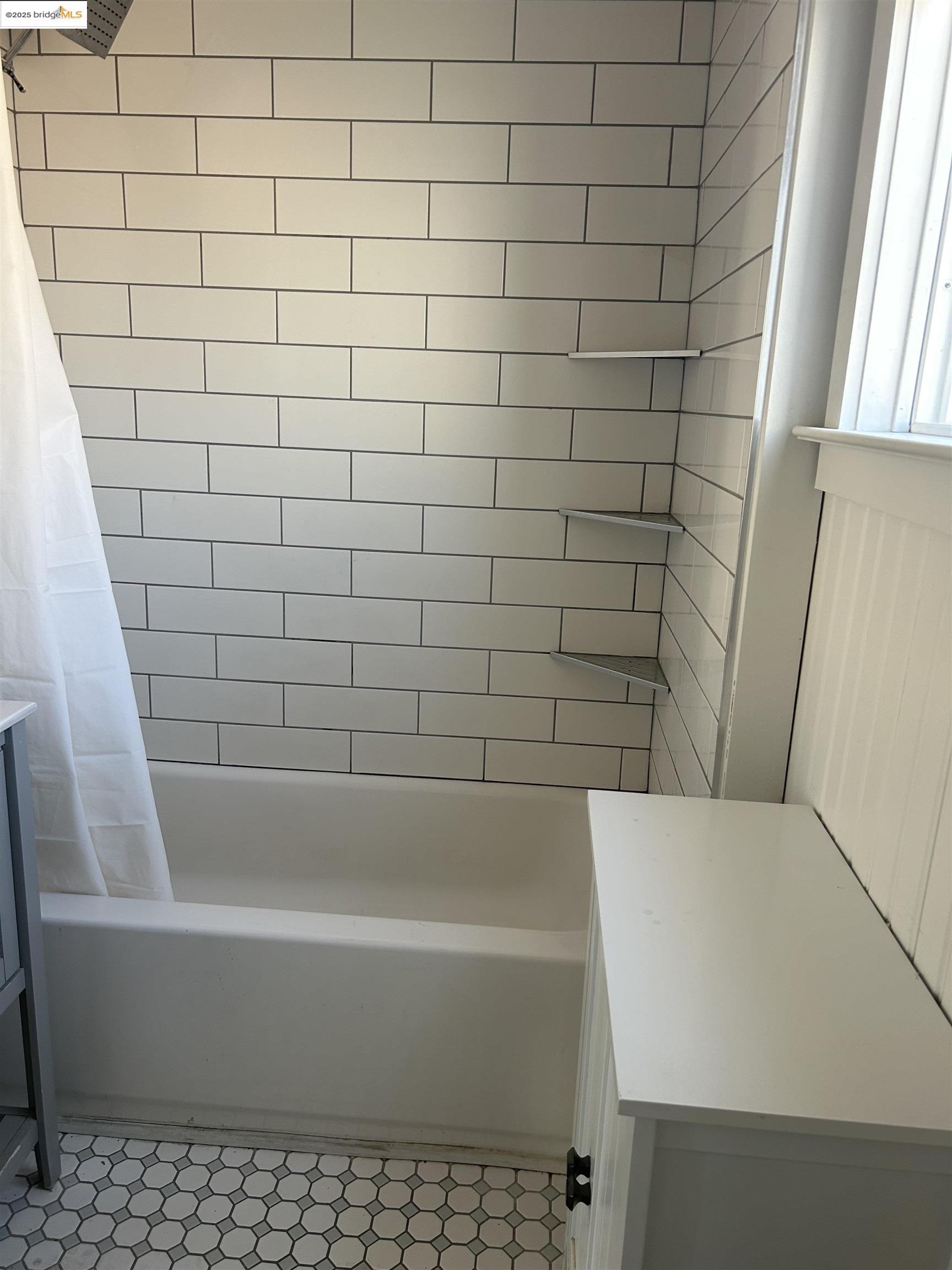 Detail Gallery Image 16 of 25 For 1701-1703 Macarthur Blvd, Oakland,  CA 94602 - – Beds | – Baths