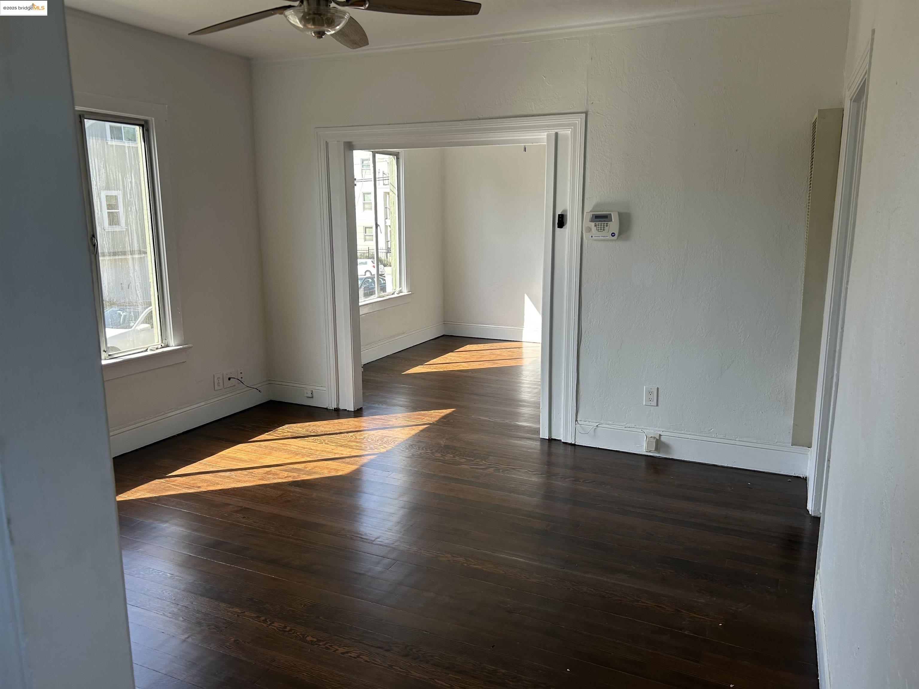 Detail Gallery Image 9 of 25 For 1701-1703 Macarthur Blvd, Oakland,  CA 94602 - – Beds | – Baths