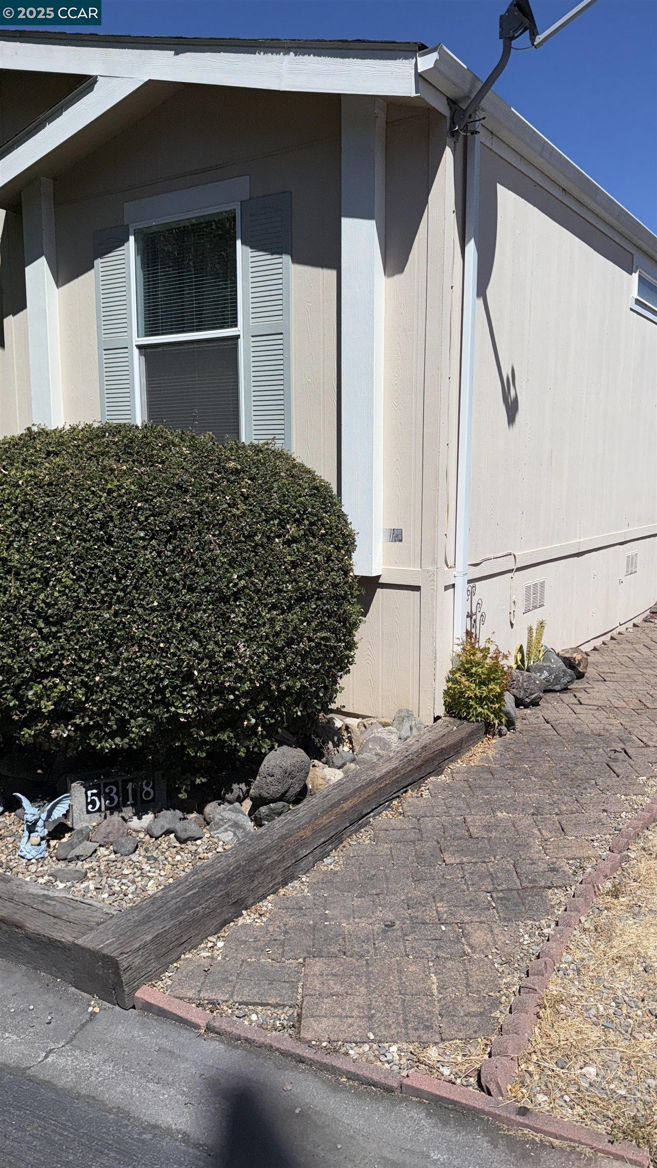 Detail Gallery Image 2 of 4 For 5318 Huckleberry Way, Santa Rosa,  CA 95403 - 2 Beds | 2 Baths