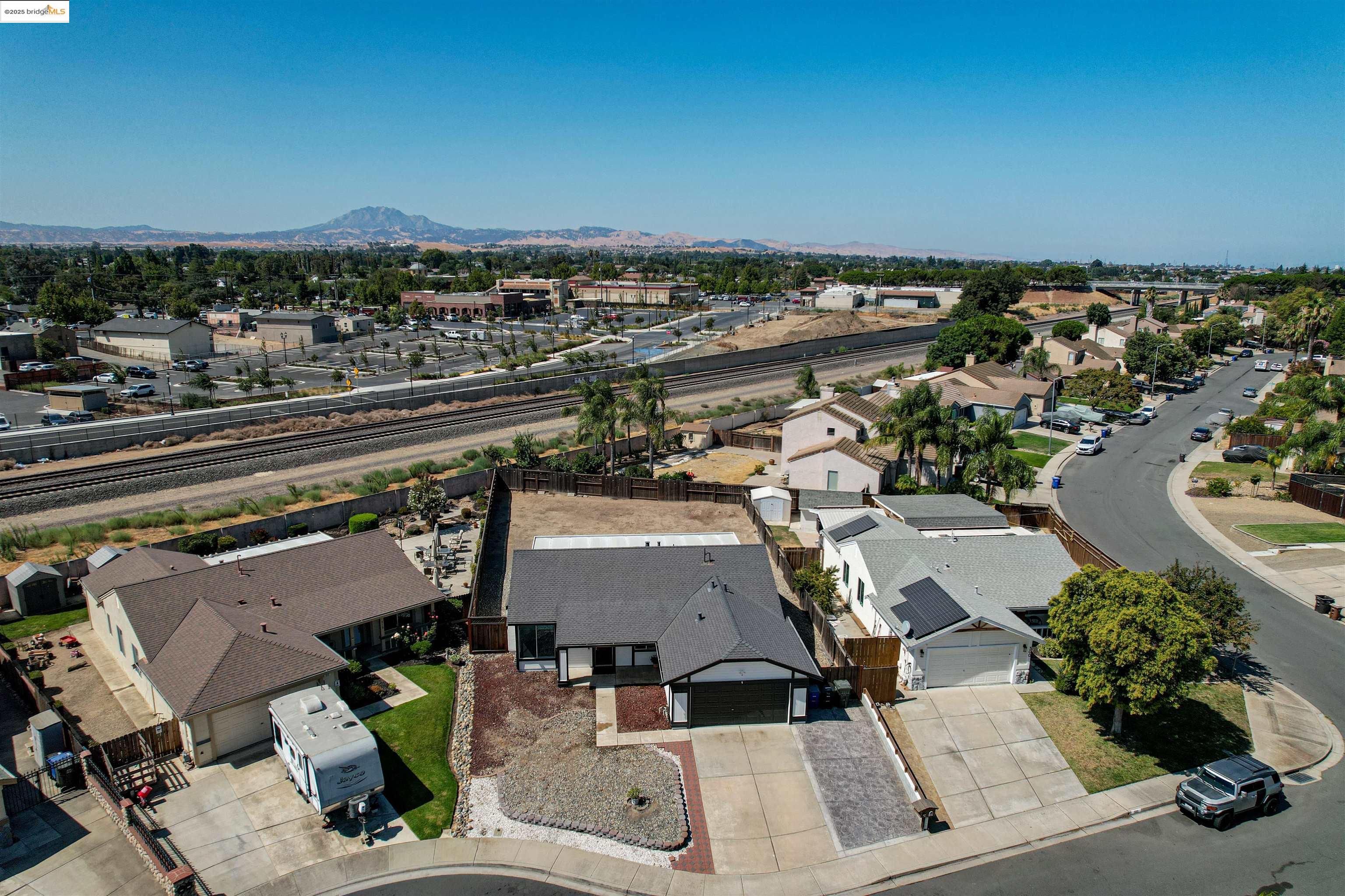 Detail Gallery Image 27 of 35 For 306 Deerpark Way, Oakley,  CA 94561 - 3 Beds | 2 Baths