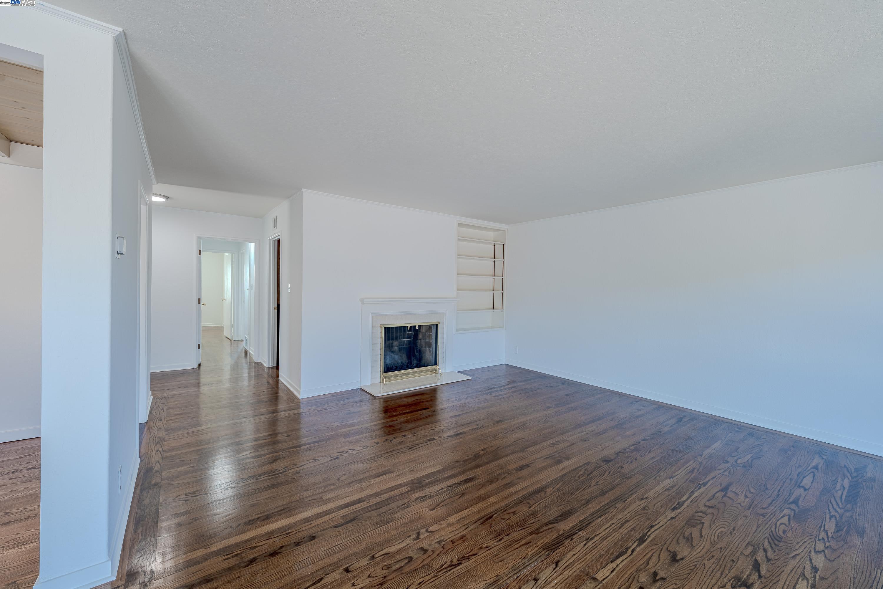 Detail Gallery Image 6 of 30 For 914 School St, San Leandro,  CA 94577 - 3 Beds | 1/1 Baths