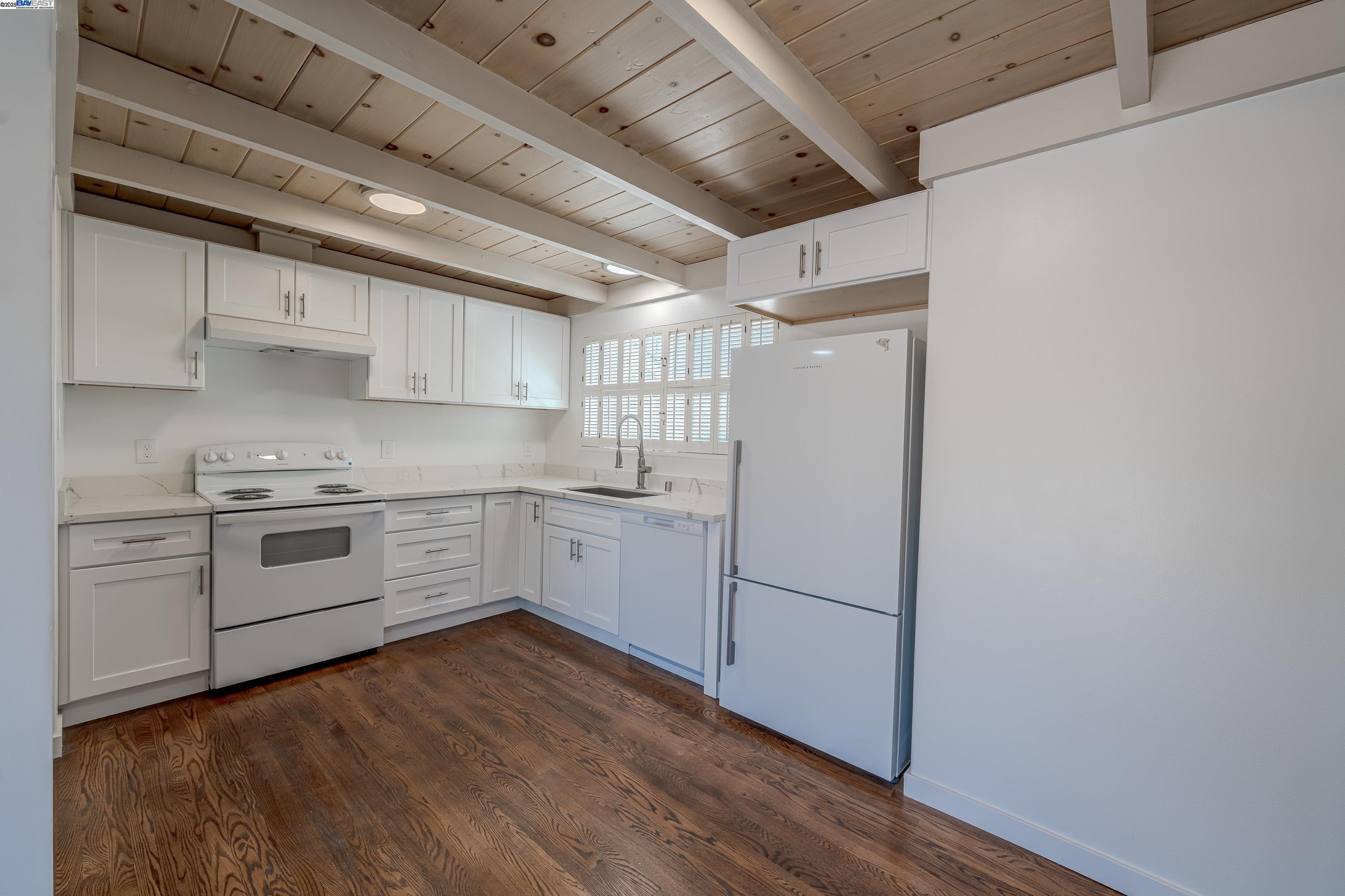 Detail Gallery Image 9 of 30 For 914 School St, San Leandro,  CA 94577 - 3 Beds | 1/1 Baths