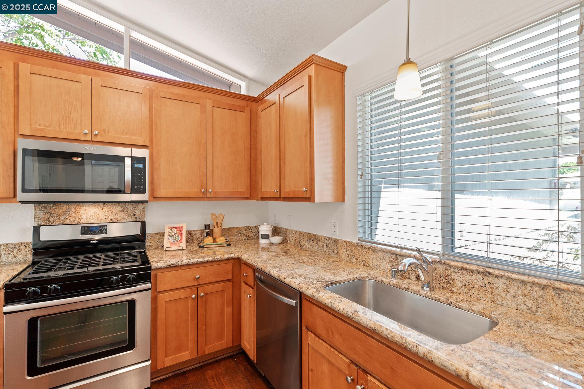 Detail Gallery Image 14 of 34 For 3249 Claudia Dr, Concord,  CA 94519 - 4 Beds | 2 Baths