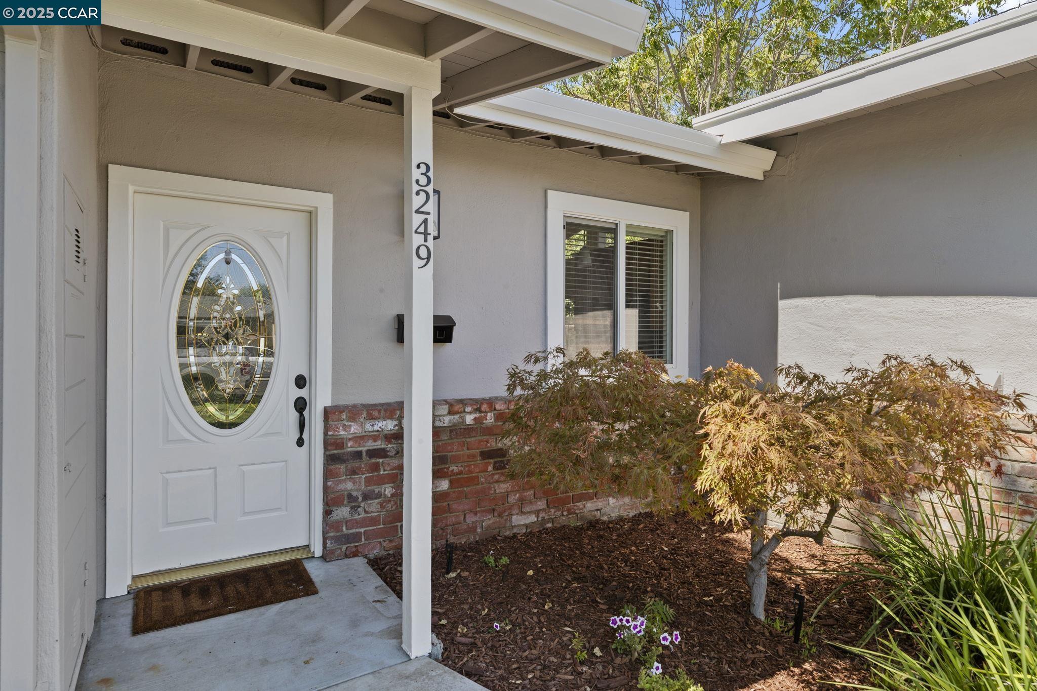 Detail Gallery Image 3 of 34 For 3249 Claudia Dr, Concord,  CA 94519 - 4 Beds | 2 Baths