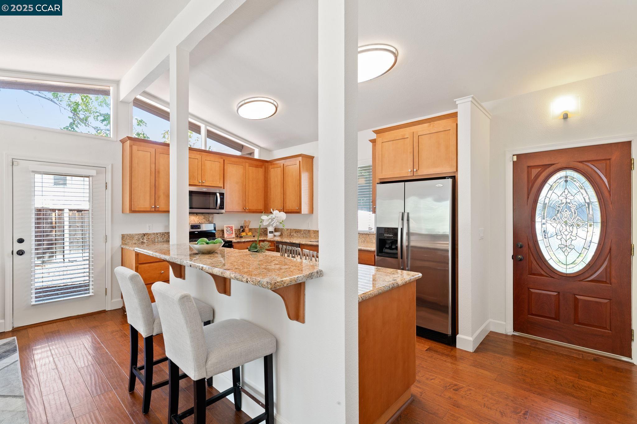 Detail Gallery Image 4 of 34 For 3249 Claudia Dr, Concord,  CA 94519 - 4 Beds | 2 Baths