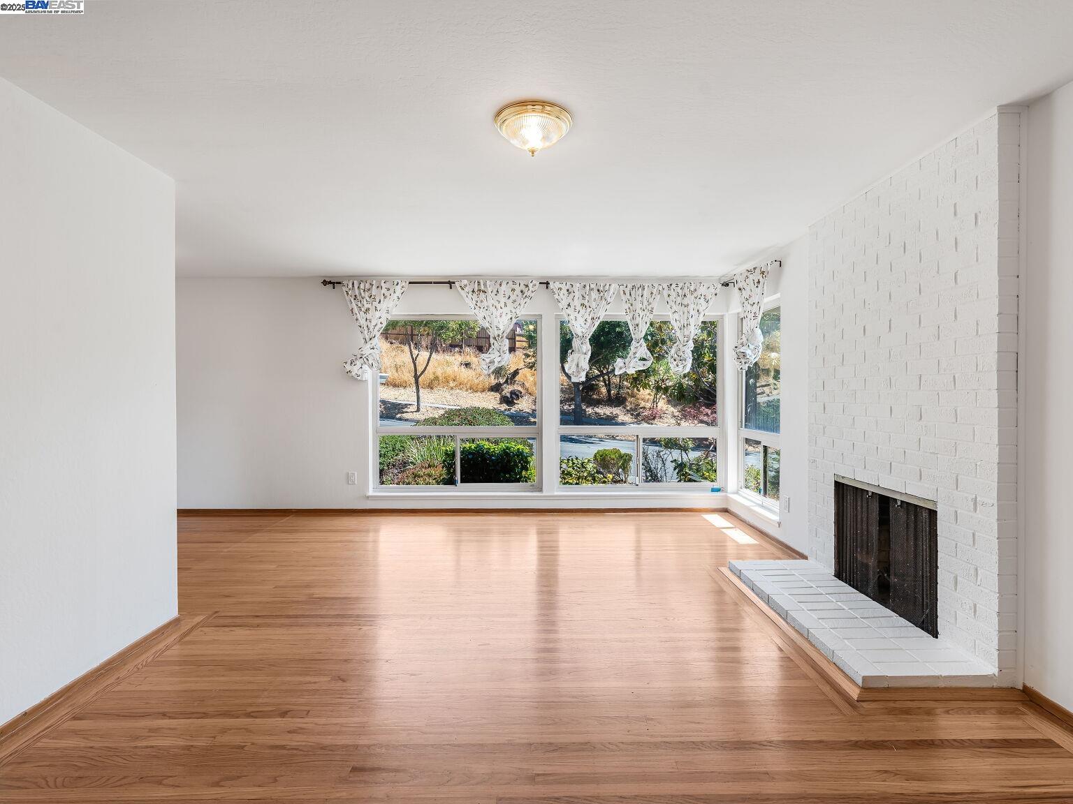 Detail Gallery Image 20 of 60 For 4520 Valley View Rd, Richmond,  CA 94803 - 3 Beds | 2 Baths