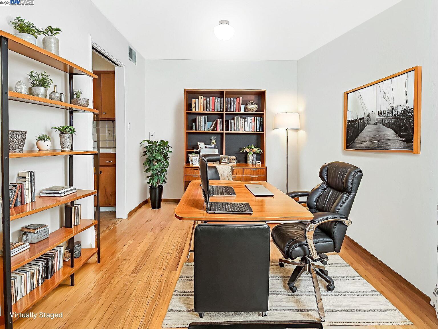 Detail Gallery Image 4 of 60 For 4520 Valley View Rd, Richmond,  CA 94803 - 3 Beds | 2 Baths