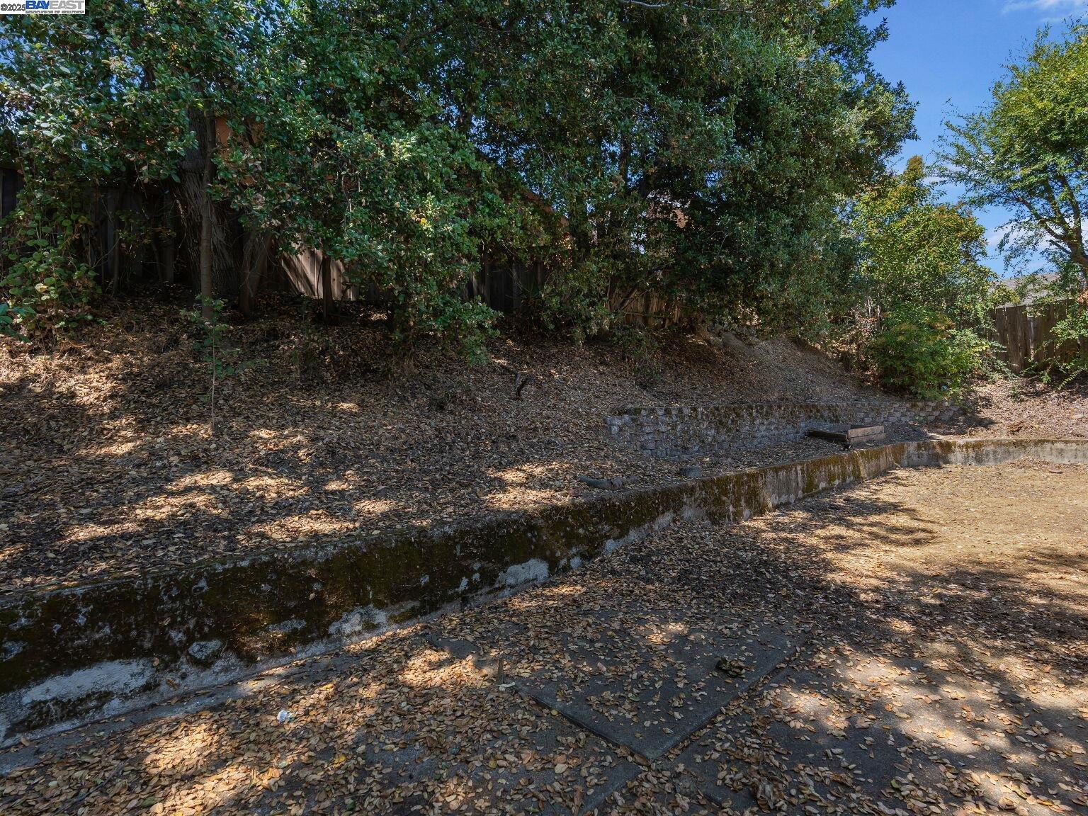 Detail Gallery Image 45 of 60 For 4520 Valley View Rd, Richmond,  CA 94803 - 3 Beds | 2 Baths