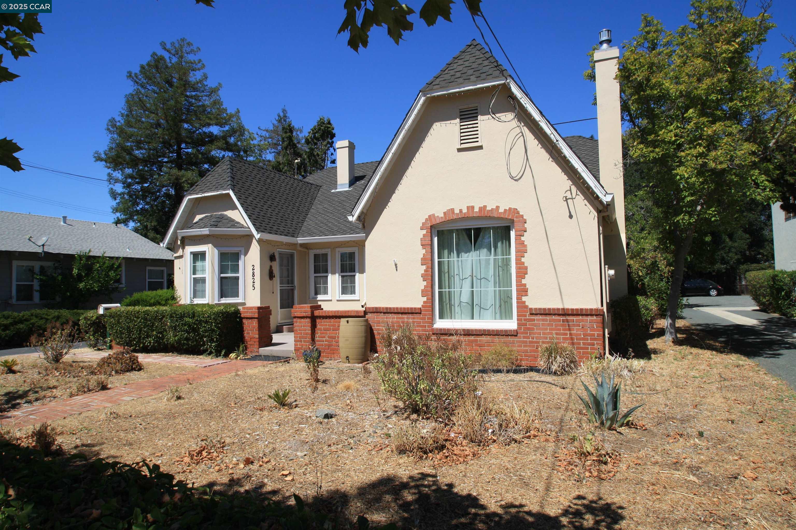 Detail Gallery Image 2 of 35 For 2825 Concord Blvd, Concord,  CA 94519 - 4 Beds | 2 Baths