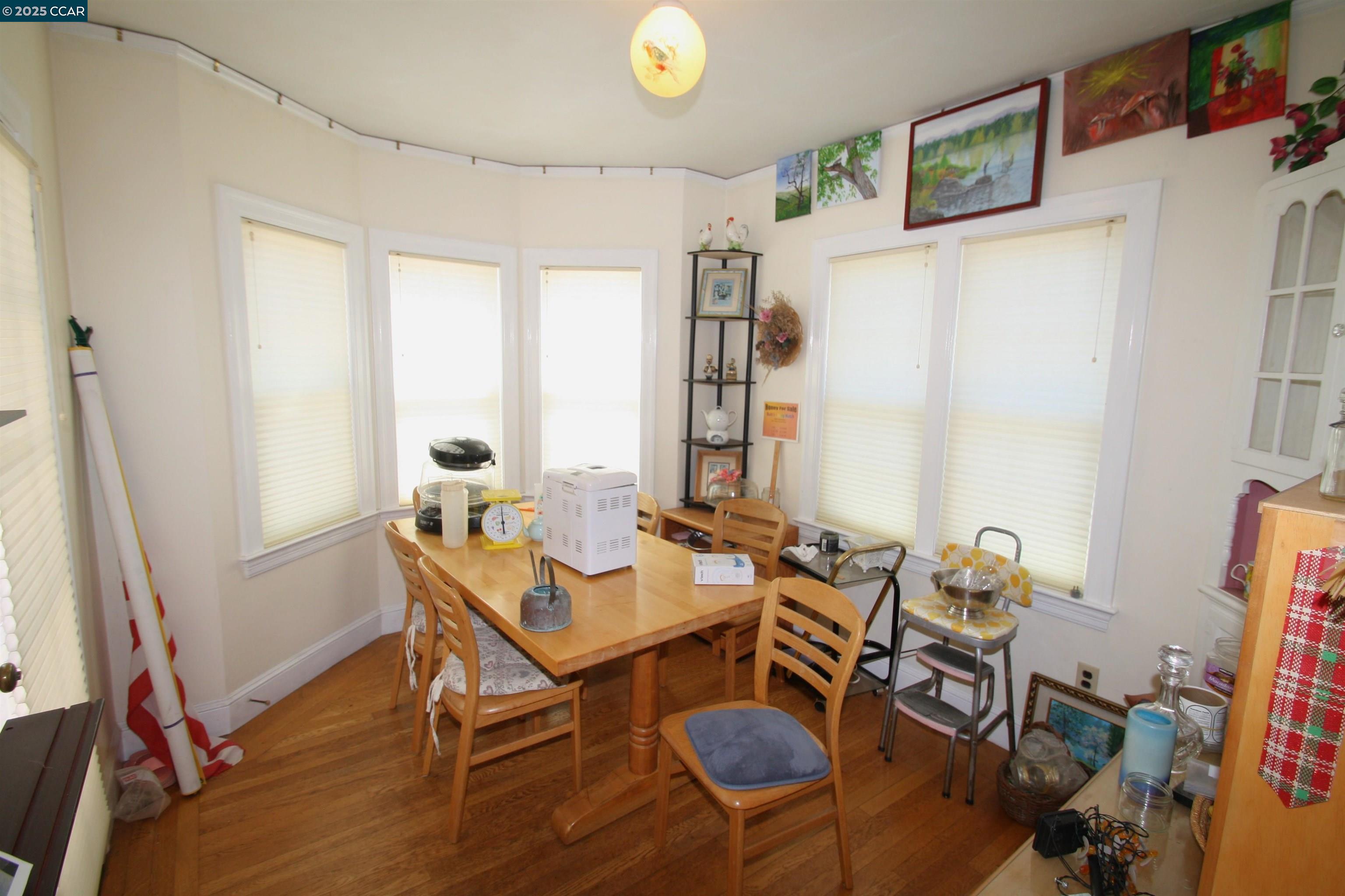 Detail Gallery Image 18 of 35 For 2825 Concord Blvd, Concord,  CA 94519 - 4 Beds | 2 Baths