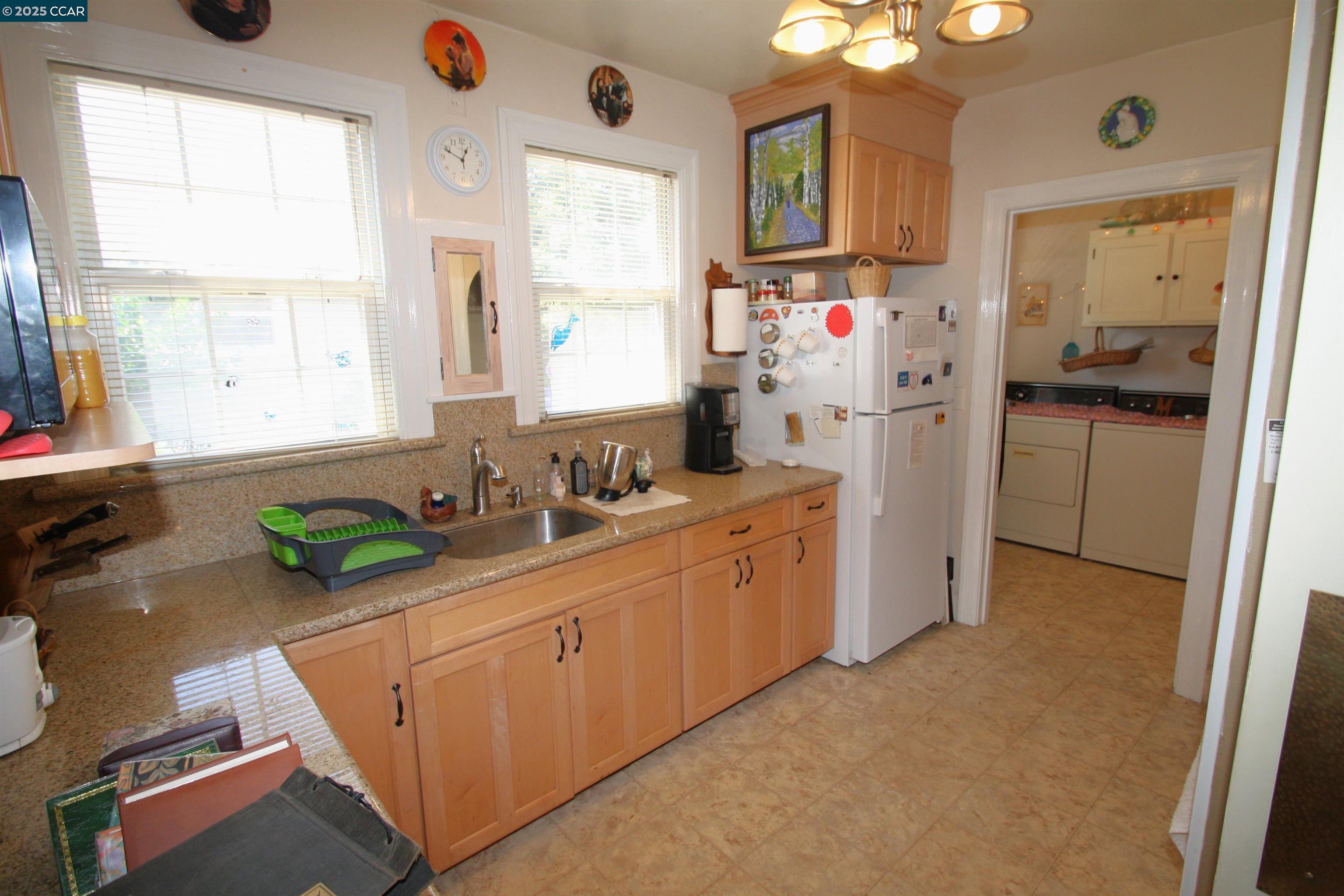 Detail Gallery Image 20 of 35 For 2825 Concord Blvd, Concord,  CA 94519 - 4 Beds | 2 Baths