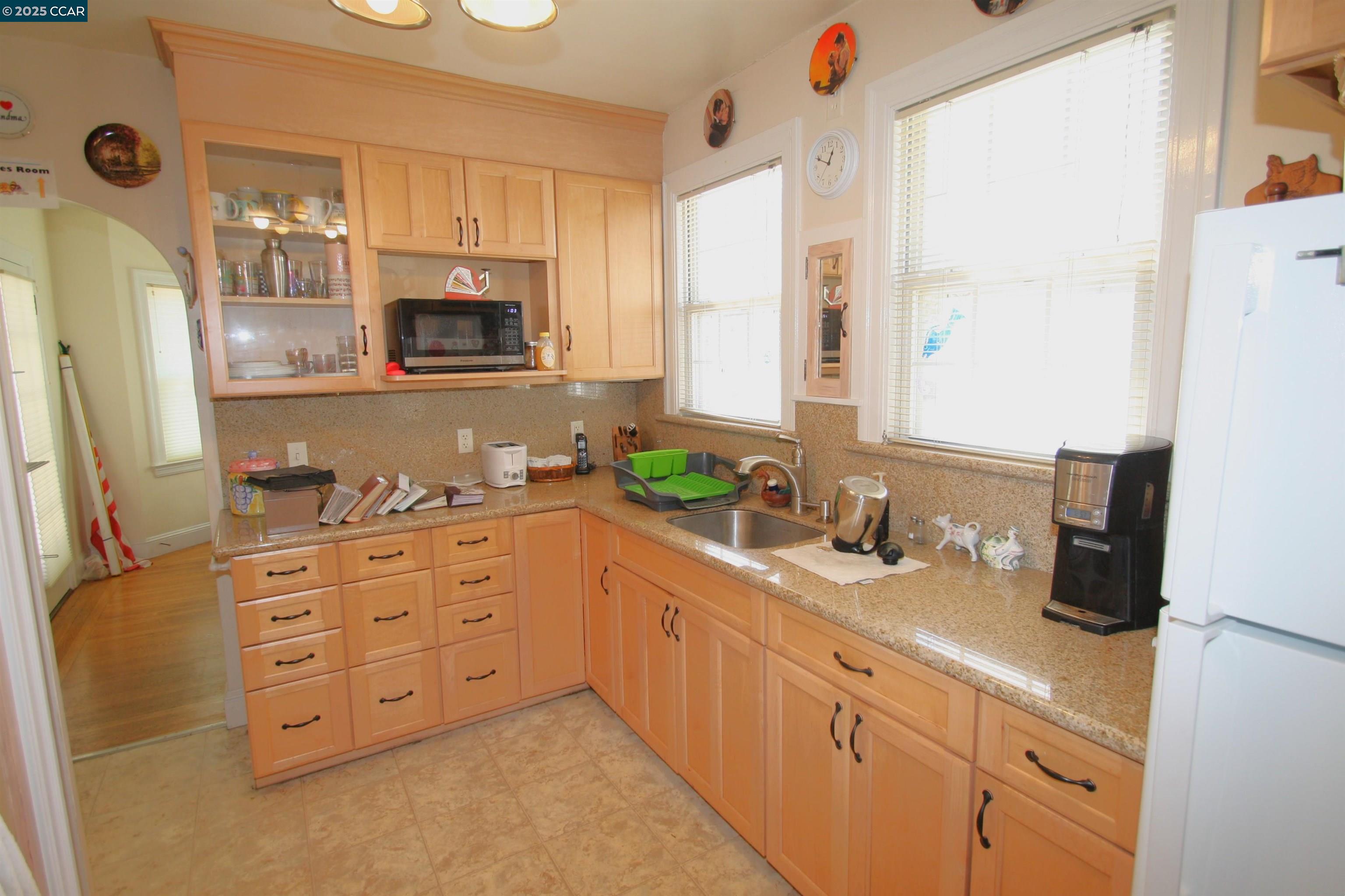 Detail Gallery Image 23 of 35 For 2825 Concord Blvd, Concord,  CA 94519 - 4 Beds | 2 Baths