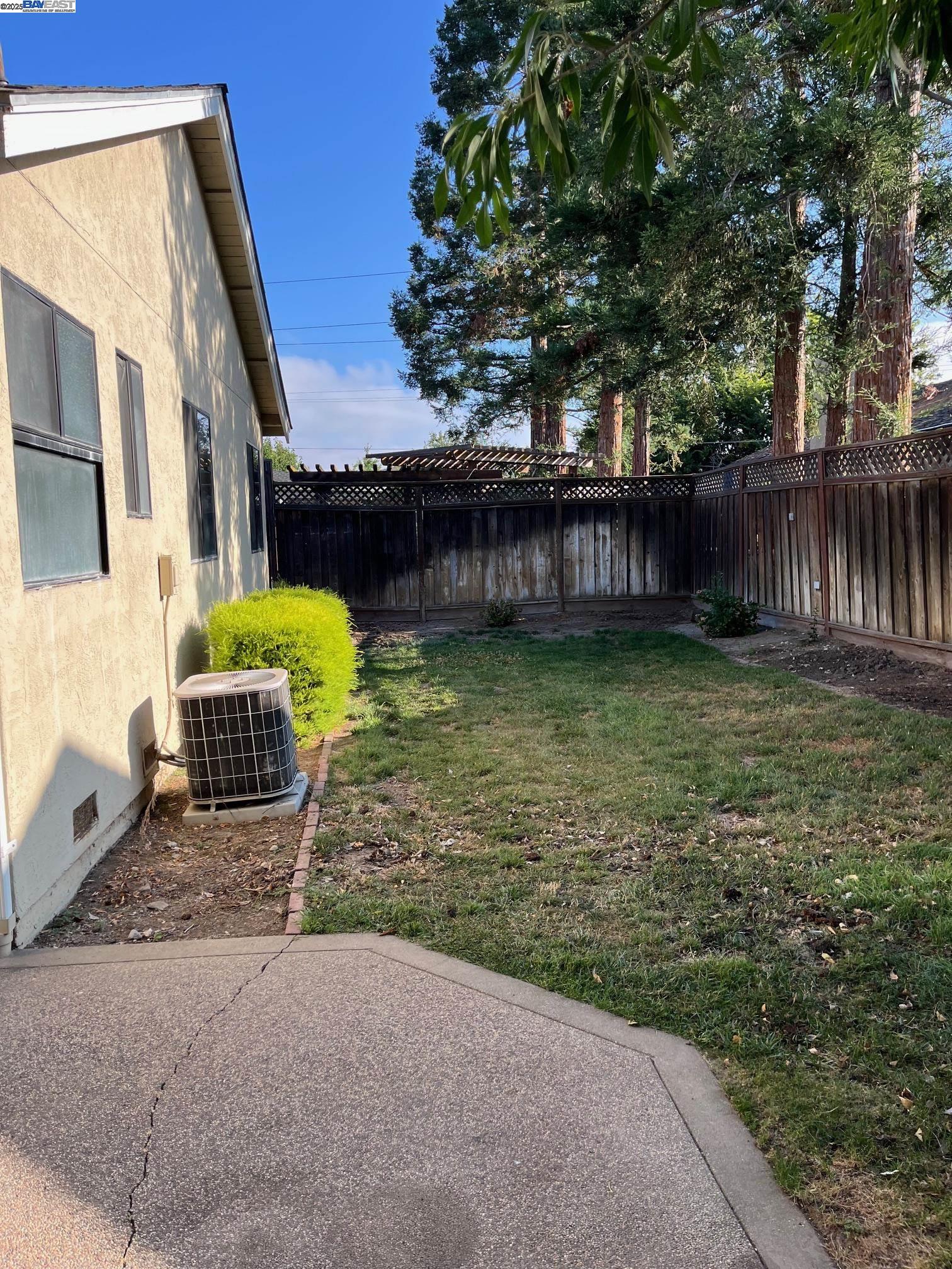 Detail Gallery Image 23 of 26 For 3854 Phoebe Ct, Pleasanton,  CA 94566 - 3 Beds | 2 Baths