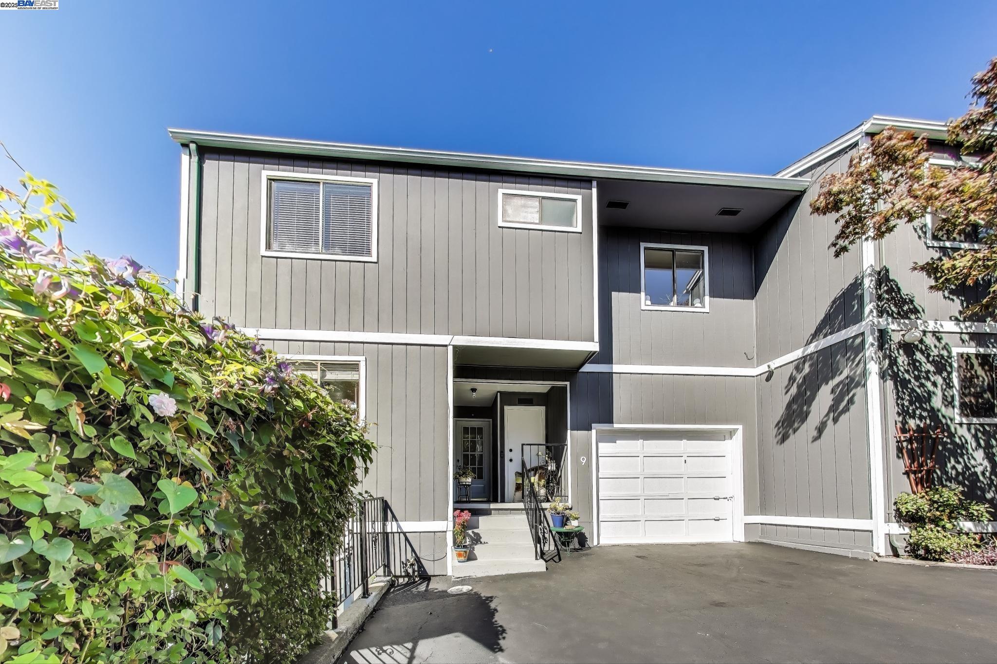 Detail Gallery Image 50 of 58 For 3687 Maple Ave #9,  Oakland,  CA 94602 - 3 Beds | 1/1 Baths