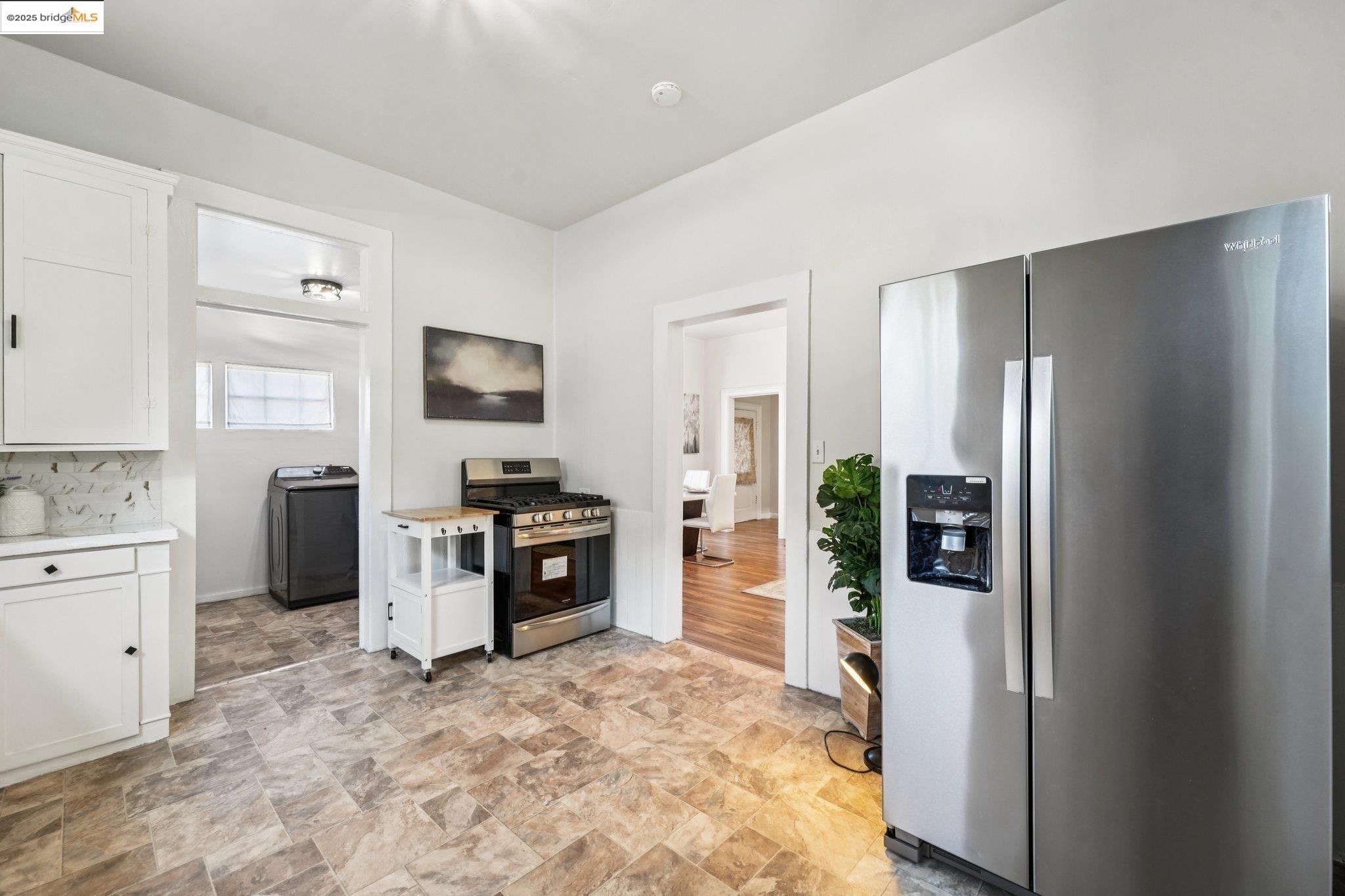 Detail Gallery Image 1 of 55 For 1549 5th Ave, Oakland,  CA 94606 - 4 Beds | 2 Baths