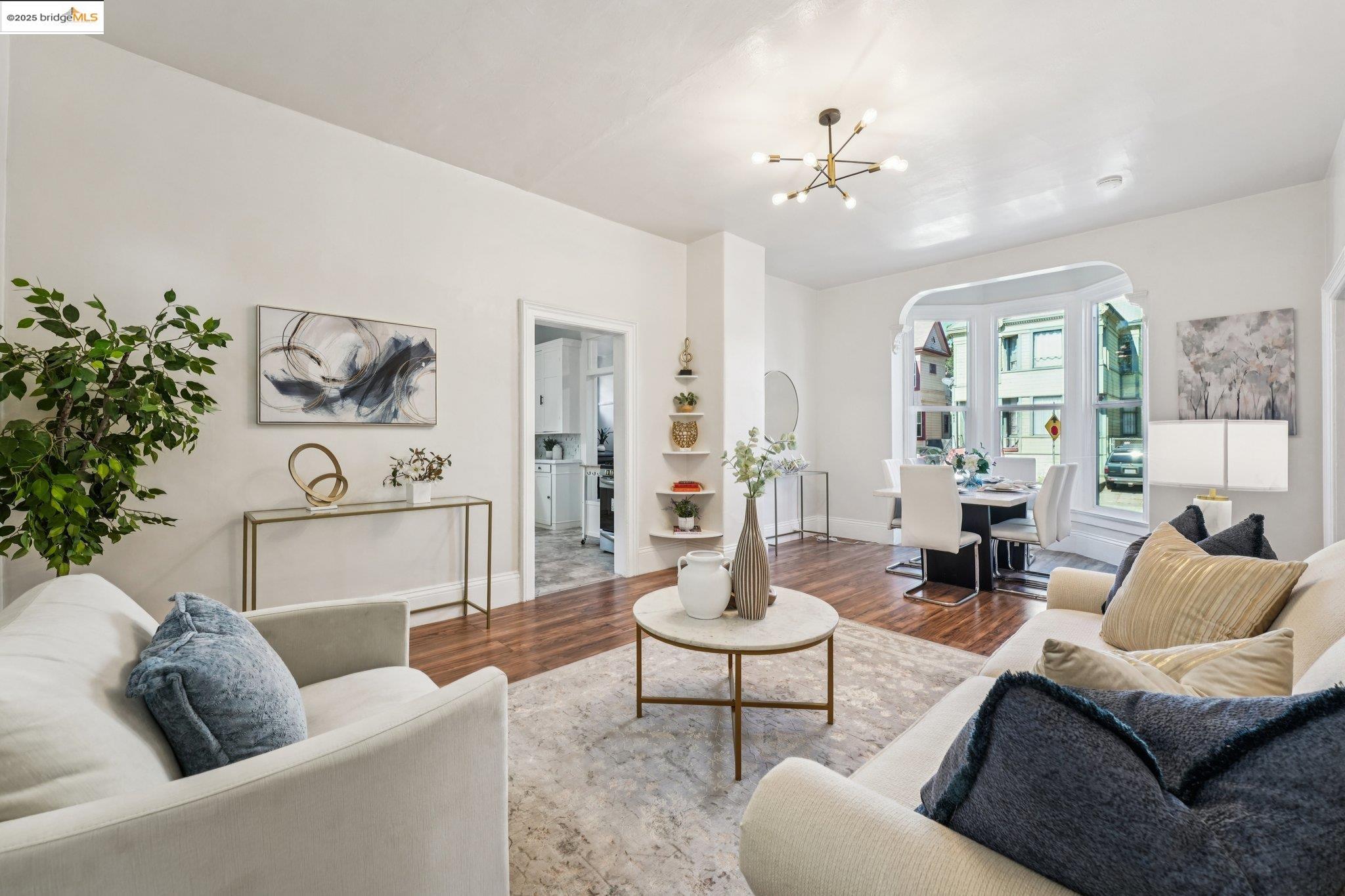 Detail Gallery Image 44 of 55 For 1549 5th Ave, Oakland,  CA 94606 - 4 Beds | 2 Baths