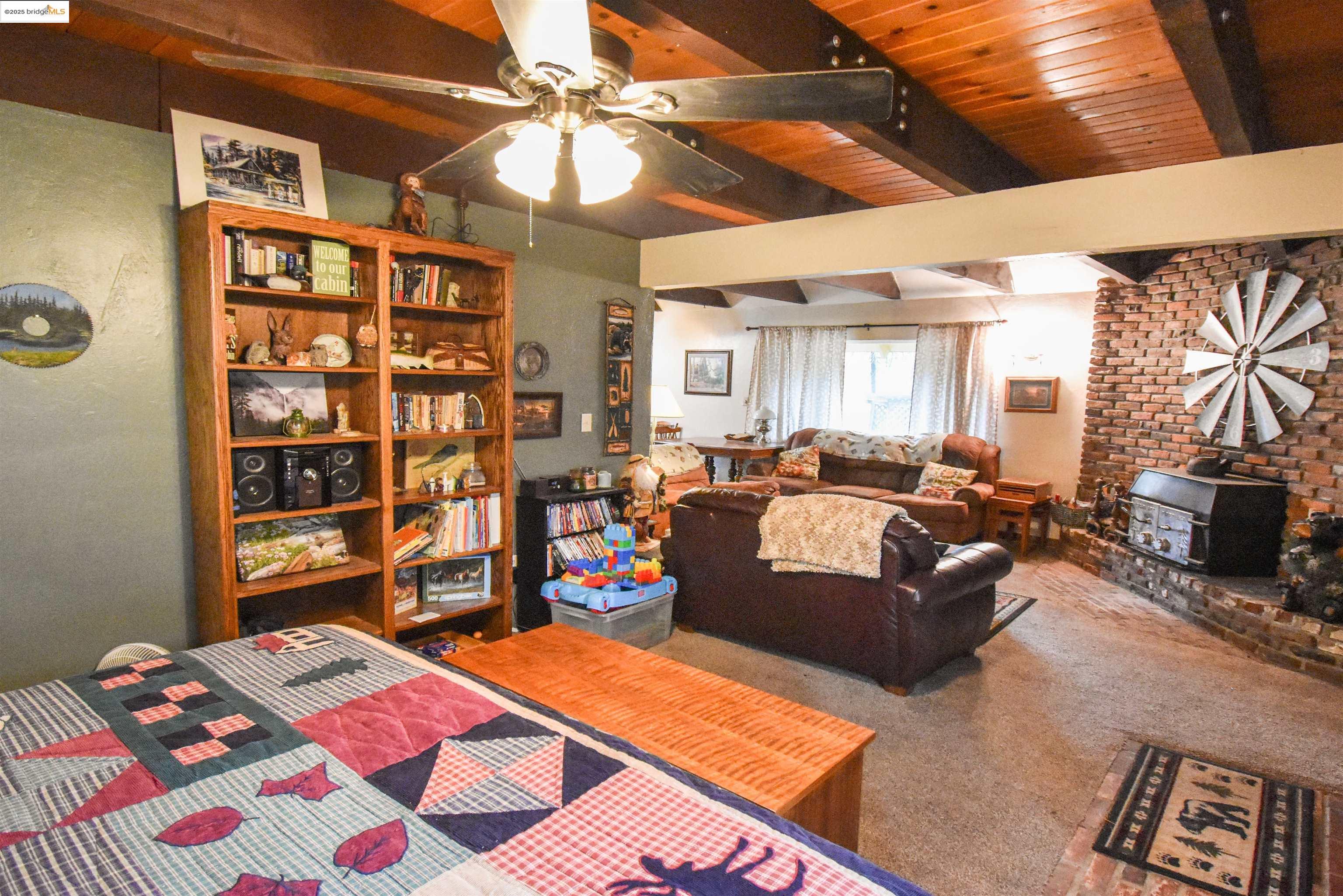 Detail Gallery Image 15 of 27 For 21996 Sunrise Dr, Mi Wuk Village,  CA 95346 - 2 Beds | 1 Baths
