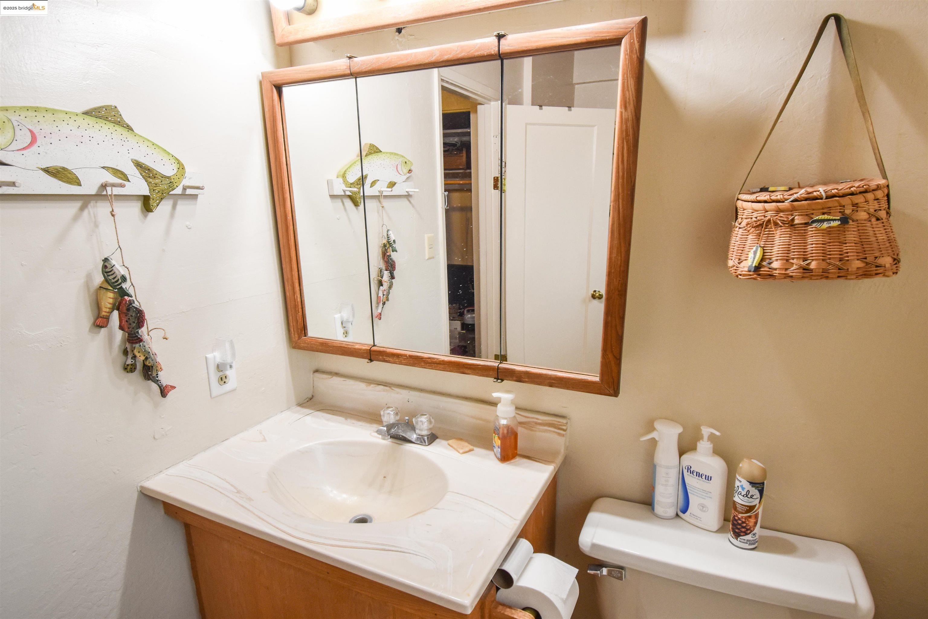 Detail Gallery Image 18 of 27 For 21996 Sunrise Dr, Mi Wuk Village,  CA 95346 - 2 Beds | 1 Baths