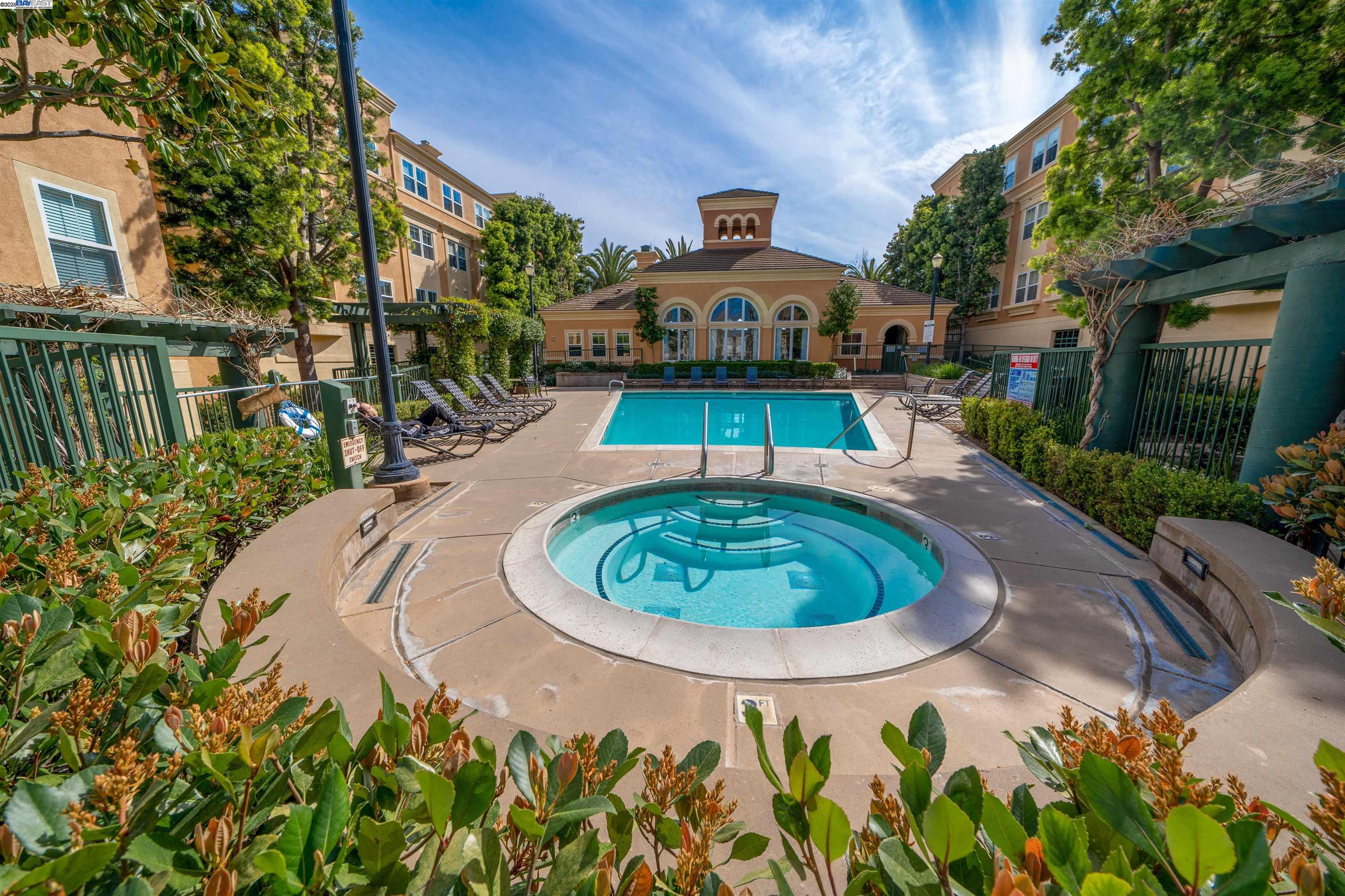 Detail Gallery Image 17 of 28 For 1310 Saddle Rack Street #248,  San Jose,  CA 95126 - 3 Beds | 2 Baths