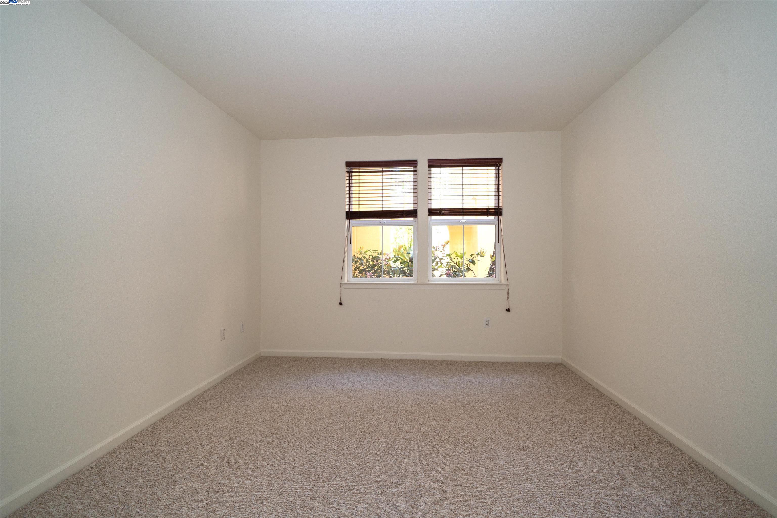 Detail Gallery Image 7 of 28 For 1310 Saddle Rack Street #248,  San Jose,  CA 95126 - 3 Beds | 2 Baths