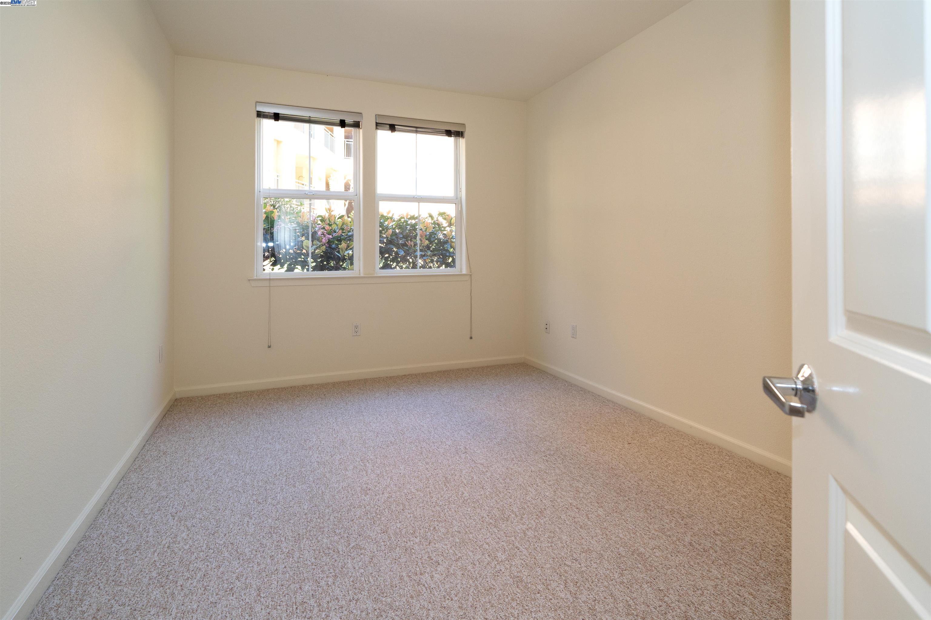 Detail Gallery Image 9 of 28 For 1310 Saddle Rack Street #248,  San Jose,  CA 95126 - 3 Beds | 2 Baths