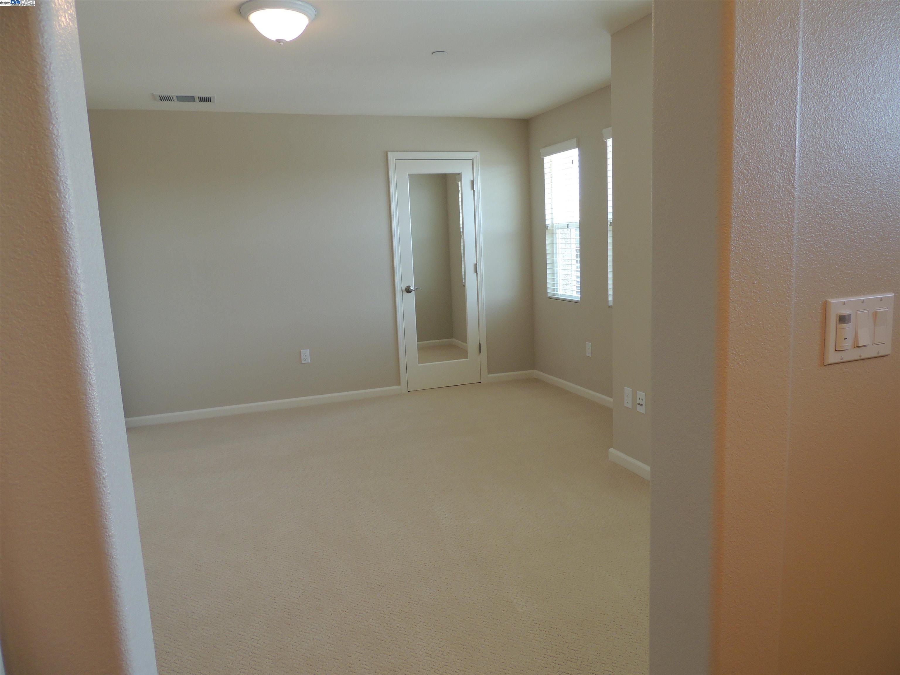 Detail Gallery Image 14 of 18 For 118 Selby Ln #3,  Livermore,  CA 94551 - 2 Beds | 2 Baths