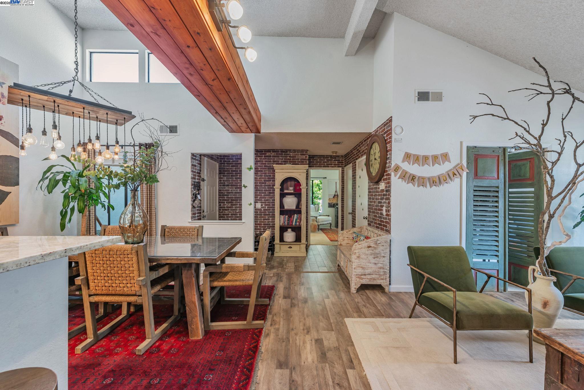 Detail Gallery Image 14 of 36 For 6382 Buena Vista Dr #B,  Newark,  CA 94560 - 2 Beds | 2 Baths