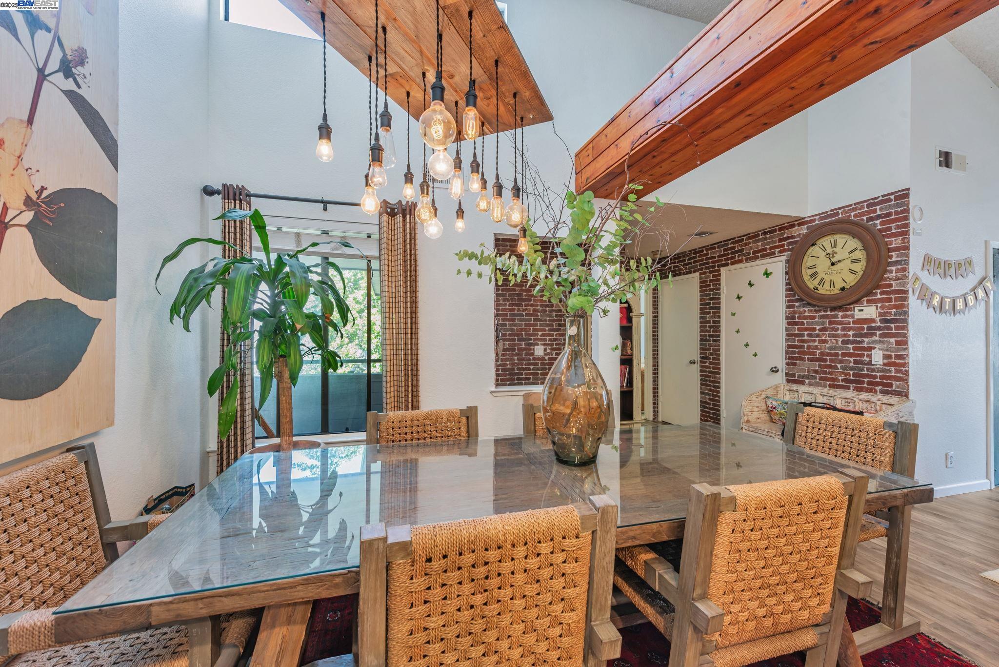 Detail Gallery Image 16 of 36 For 6382 Buena Vista Dr #B,  Newark,  CA 94560 - 2 Beds | 2 Baths