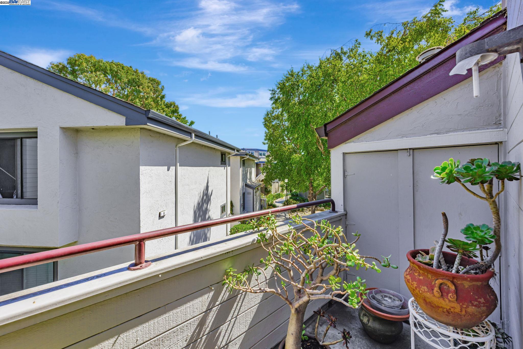 Detail Gallery Image 30 of 36 For 6382 Buena Vista Dr #B,  Newark,  CA 94560 - 2 Beds | 2 Baths