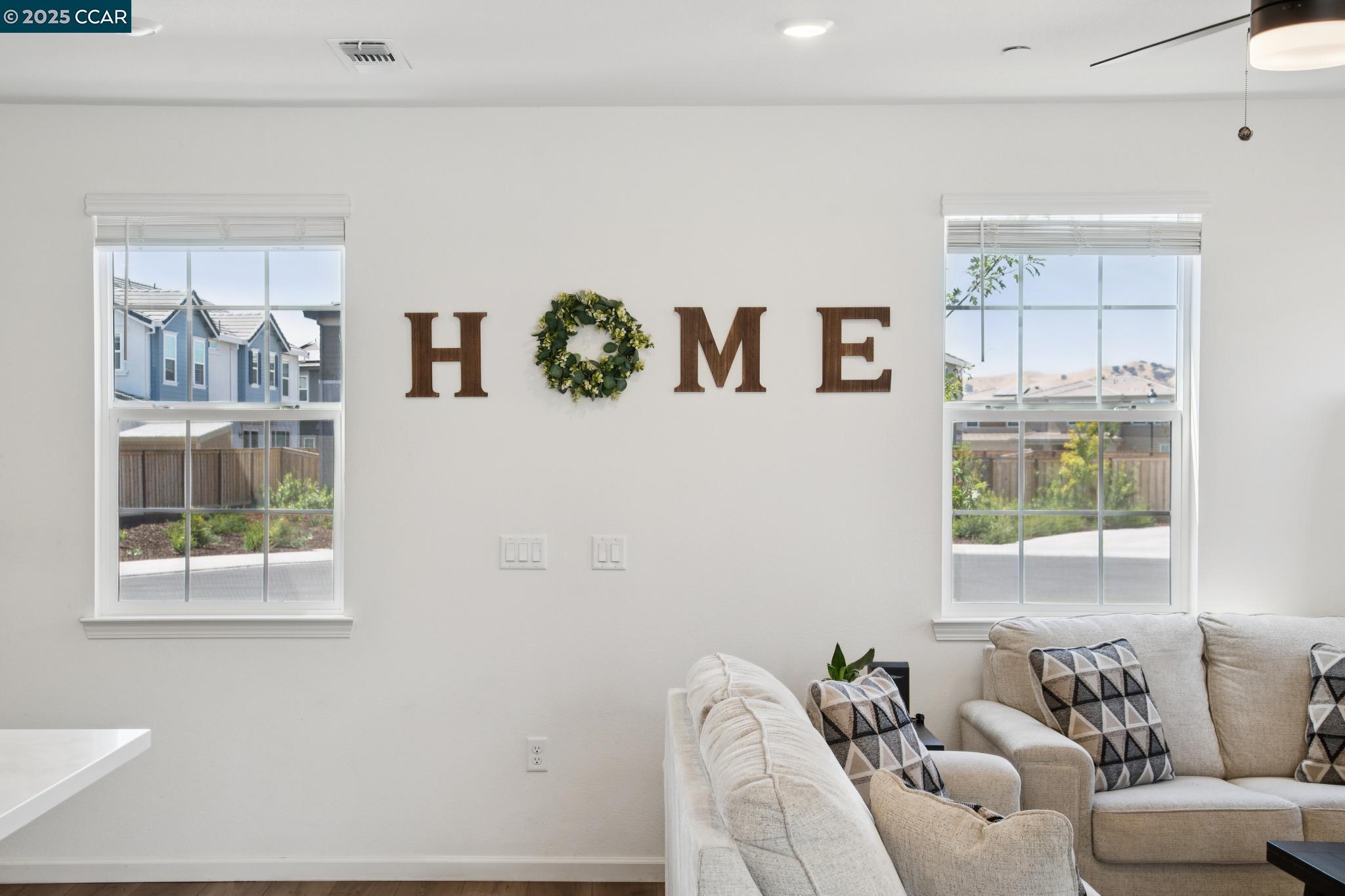 Detail Gallery Image 16 of 44 For 5013 Shefford Ct, Vacaville,  CA 95687 - 5 Beds | 3 Baths