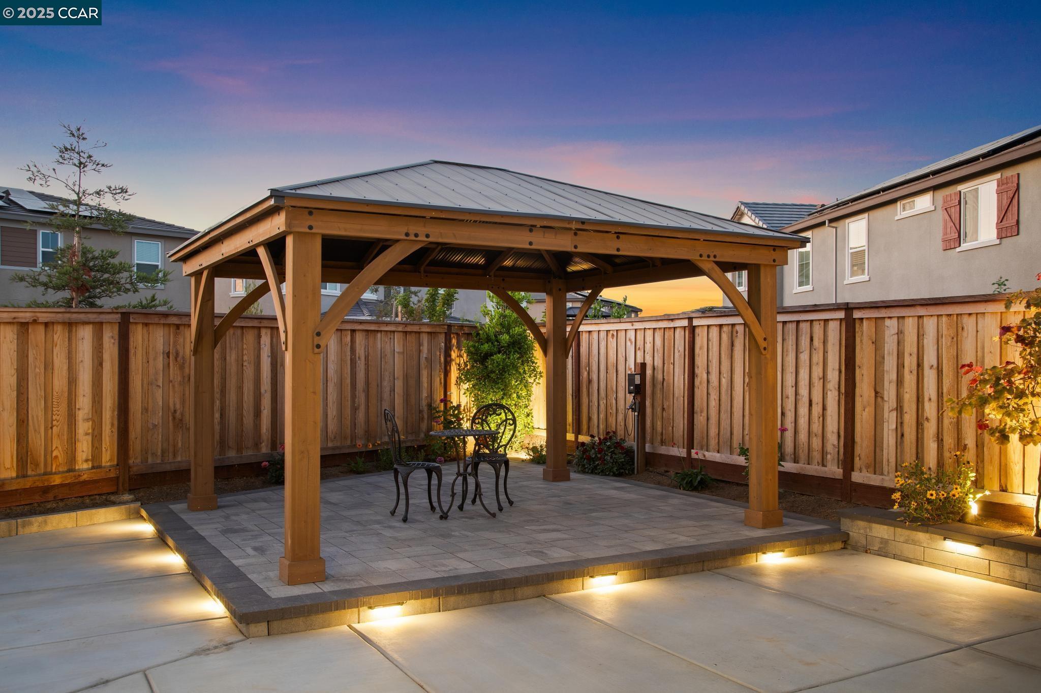 Detail Gallery Image 41 of 44 For 5013 Shefford Ct, Vacaville,  CA 95687 - 5 Beds | 3 Baths