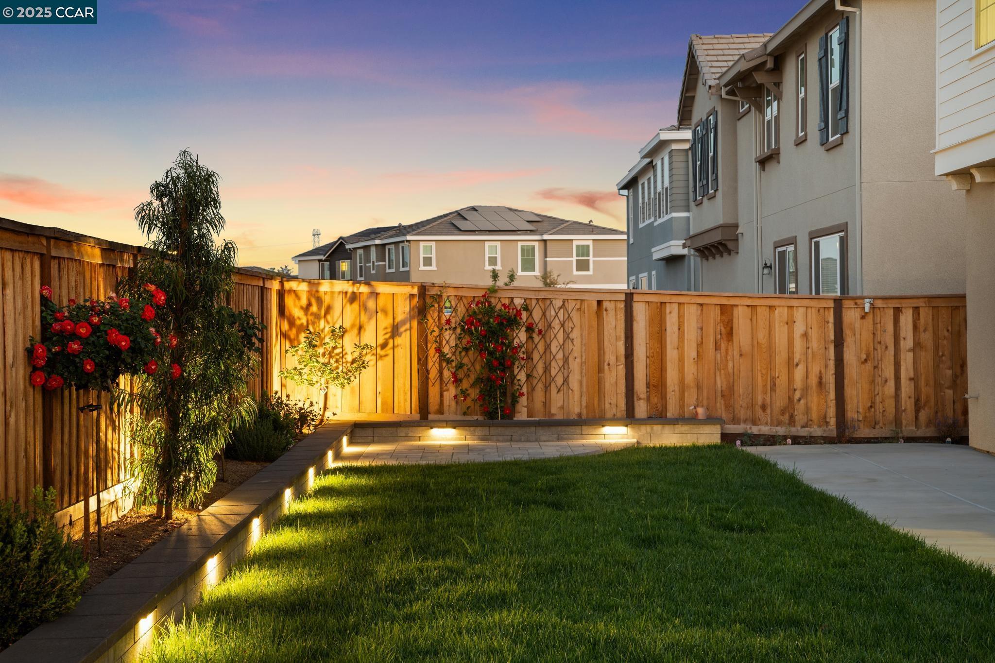 Detail Gallery Image 43 of 44 For 5013 Shefford Ct, Vacaville,  CA 95687 - 5 Beds | 3 Baths