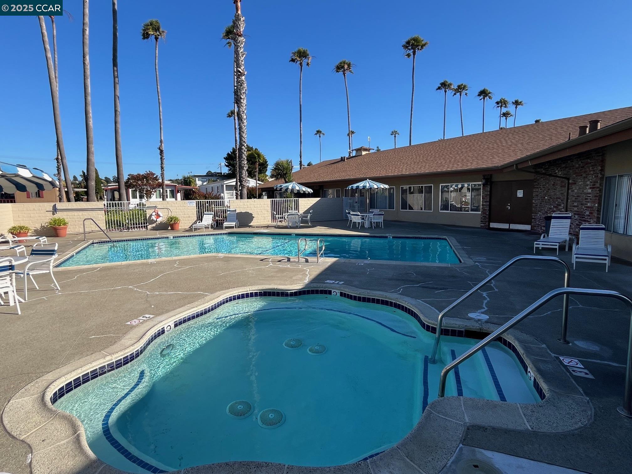 Detail Gallery Image 1 of 36 For 16401 San Pablo Ave #127,  San Pablo,  CA 94806 - 2 Beds | 2 Baths