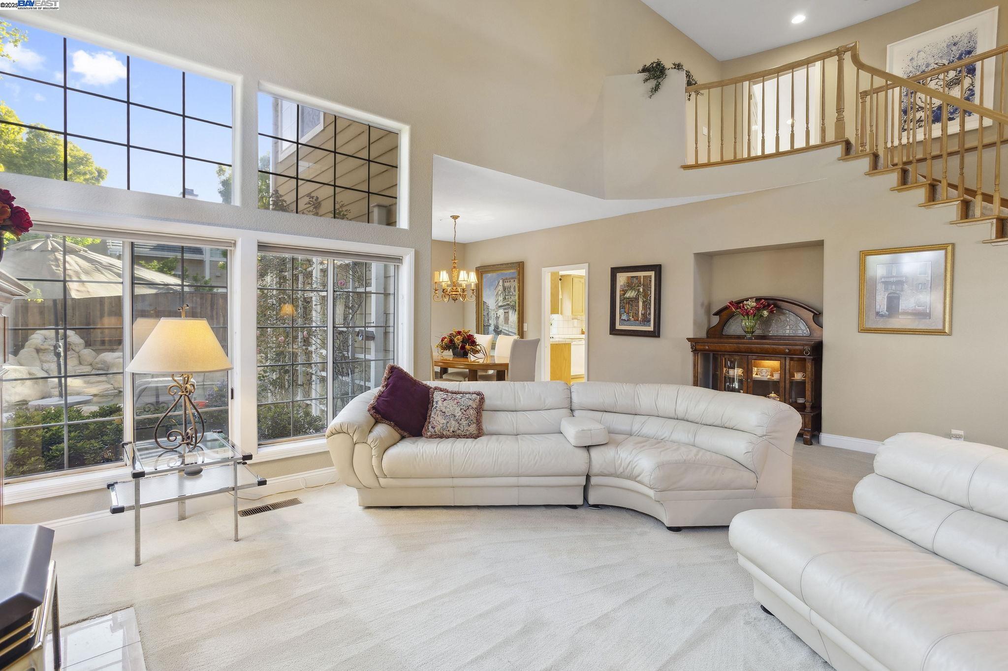 Detail Gallery Image 12 of 58 For 304 Avondale Lane, Livermore,  CA 94551-8287 - 4 Beds | 3/1 Baths