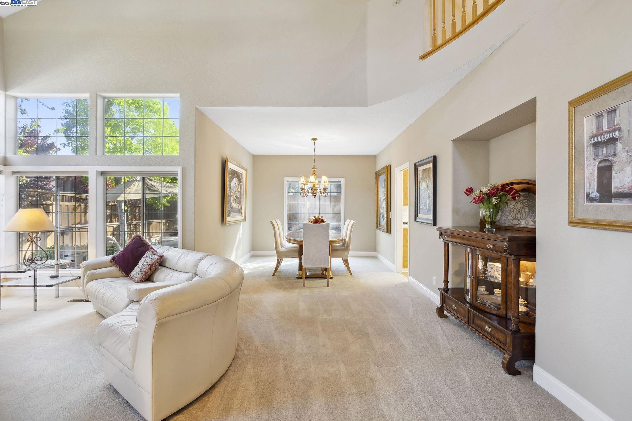 Detail Gallery Image 15 of 58 For 304 Avondale Lane, Livermore,  CA 94551-8287 - 4 Beds | 3/1 Baths