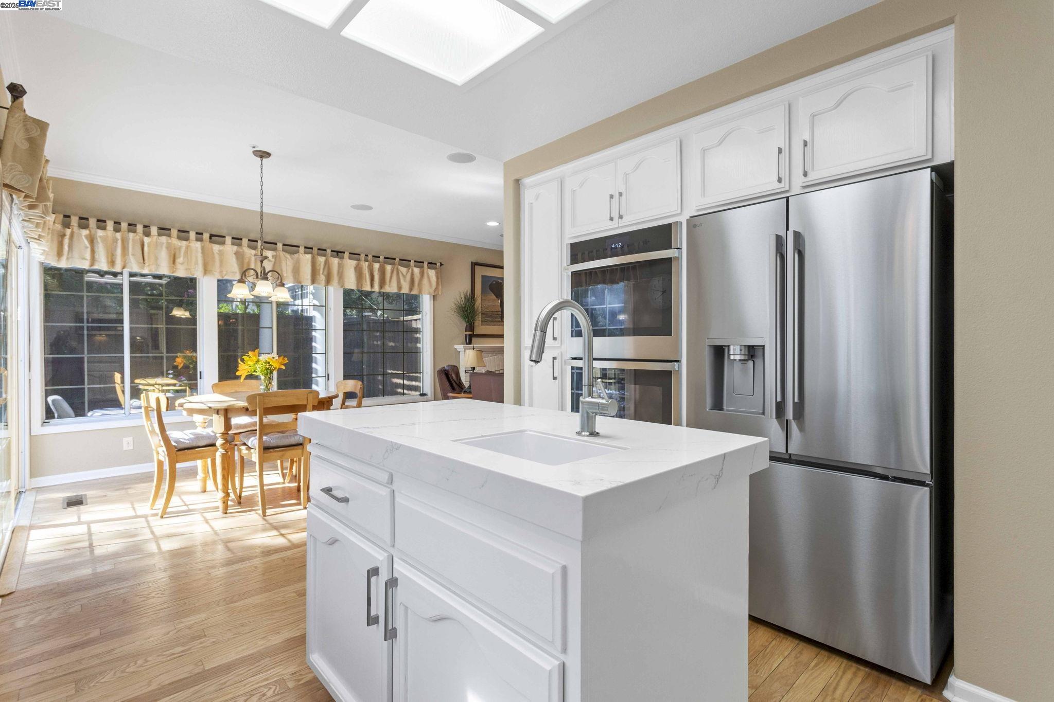Detail Gallery Image 20 of 58 For 304 Avondale Lane, Livermore,  CA 94551-8287 - 4 Beds | 3/1 Baths