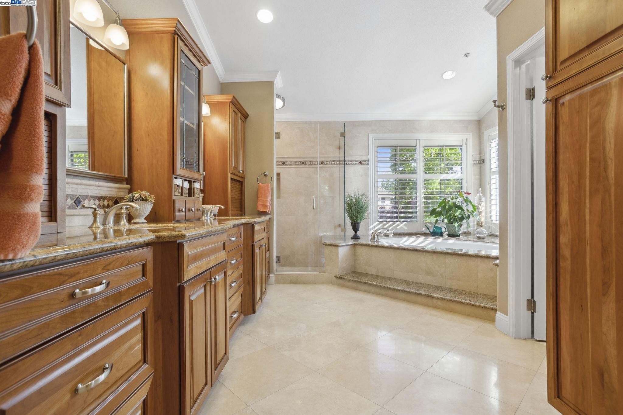 Detail Gallery Image 38 of 58 For 304 Avondale Lane, Livermore,  CA 94551-8287 - 4 Beds | 3/1 Baths