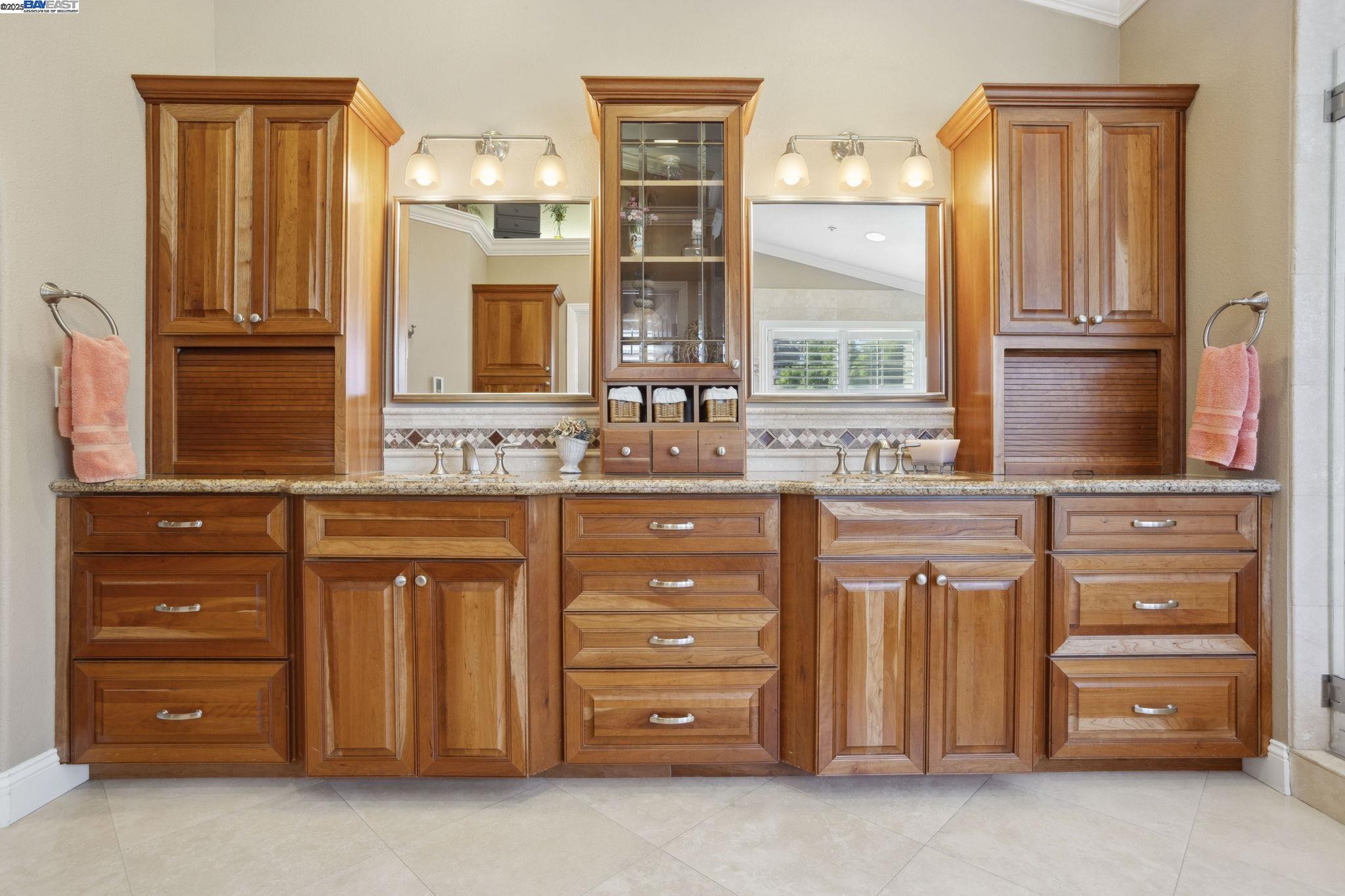Detail Gallery Image 39 of 58 For 304 Avondale Lane, Livermore,  CA 94551-8287 - 4 Beds | 3/1 Baths
